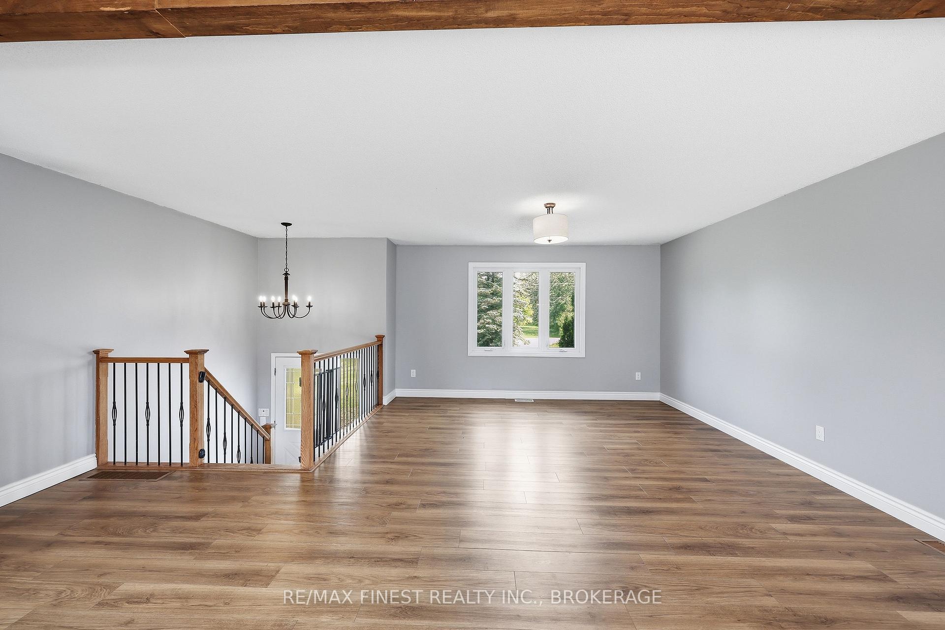 Photo 10 of 3305 Amey Road, Frontenac, Frontenac South — HOMEH