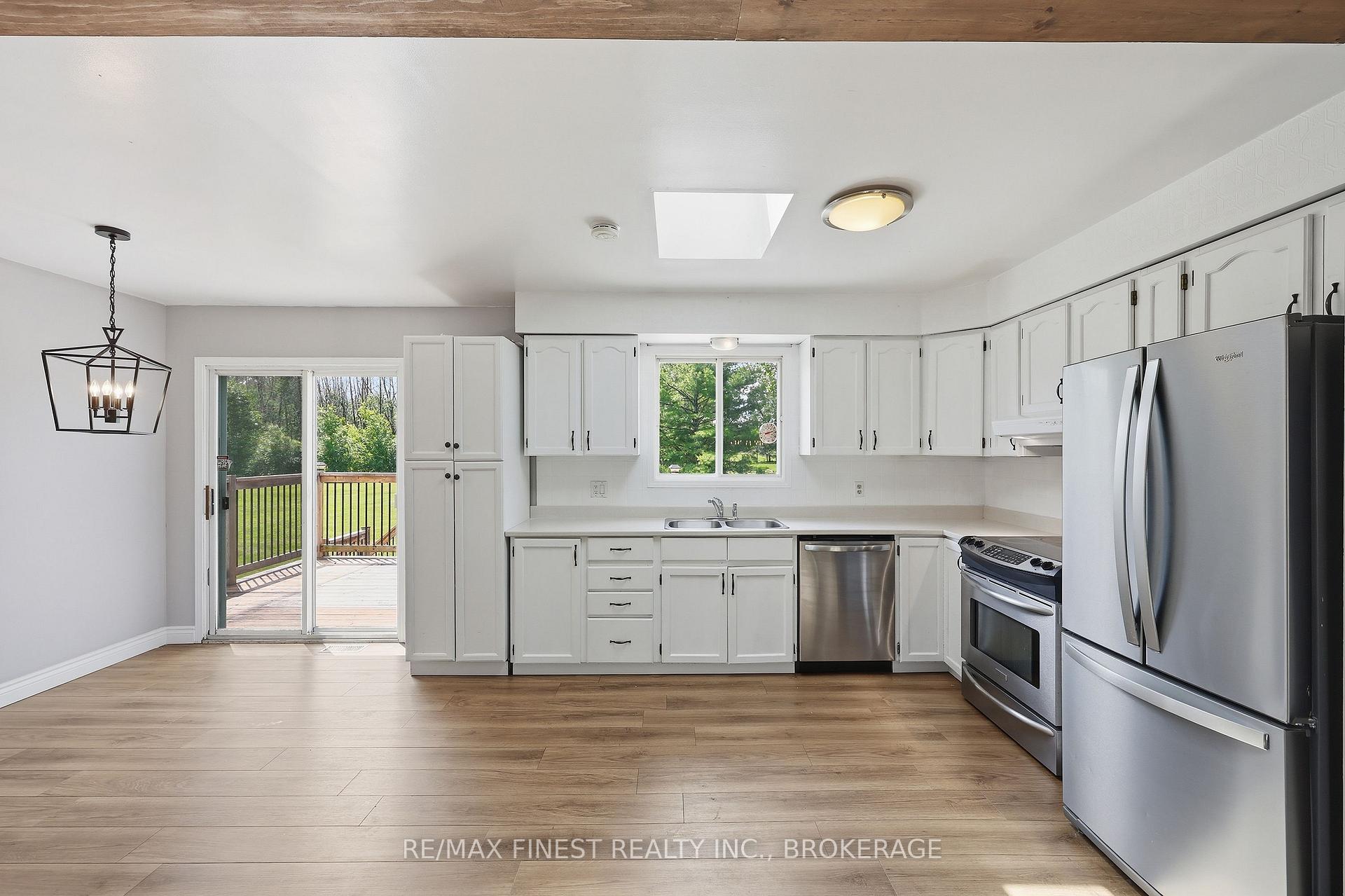 Photo 14 of 3305 Amey Road, Frontenac, Frontenac South — HOMEH