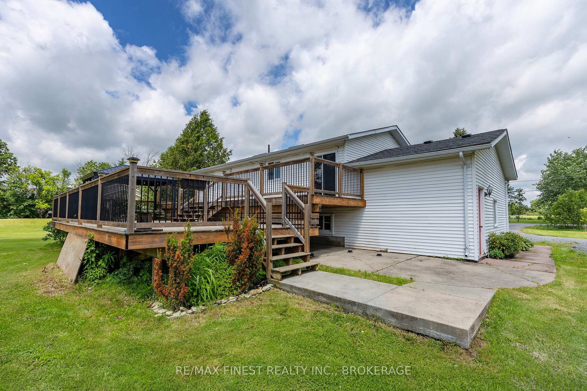 Photo 44 of 3305 Amey Road, Frontenac, Frontenac South — HOMEH