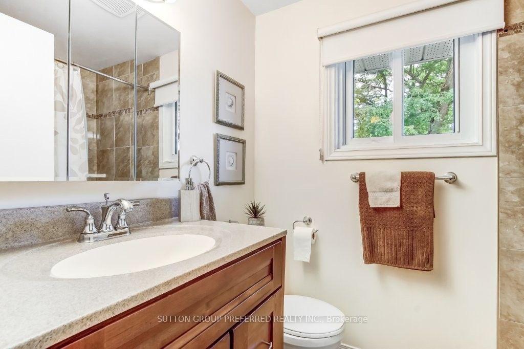 Photo 13 of Unit 12, 1990 Wavell Street, London, East I — HOMEH