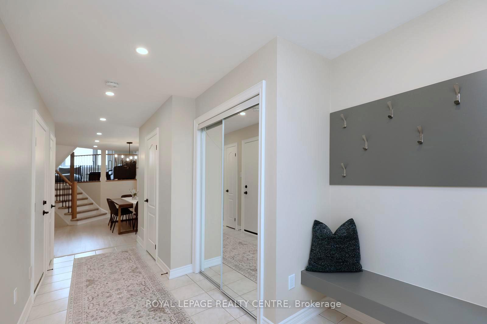 Photo 6 of 156 Chudleigh Street, Hamilton, Waterdown — HOMEH