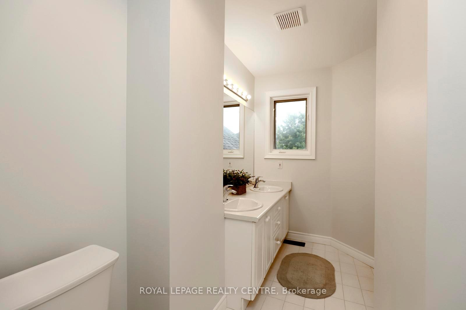 Photo 25 of 156 Chudleigh Street, Hamilton, Waterdown — HOMEH
