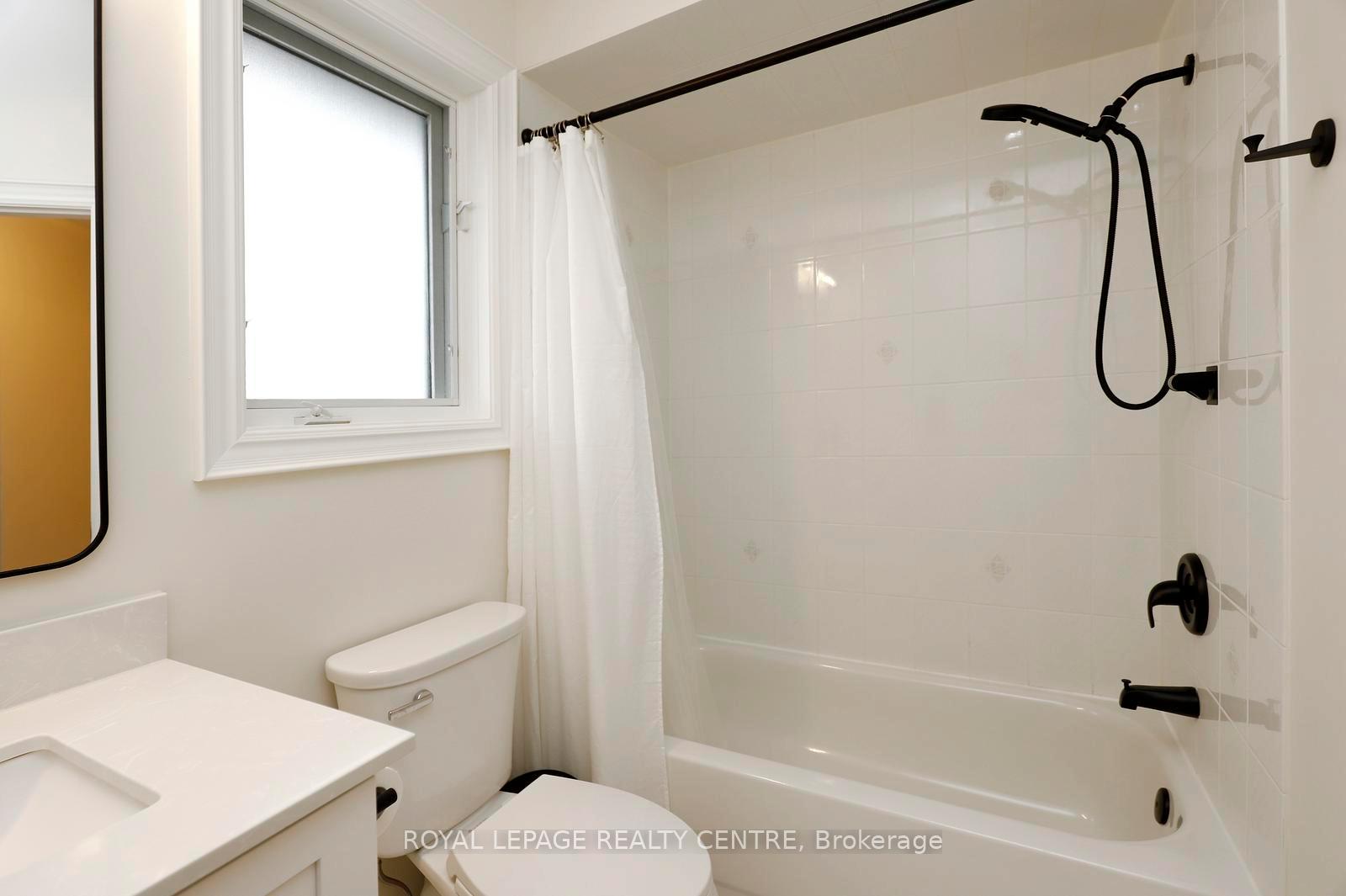 Photo 33 of 156 Chudleigh Street, Hamilton, Waterdown — HOMEH