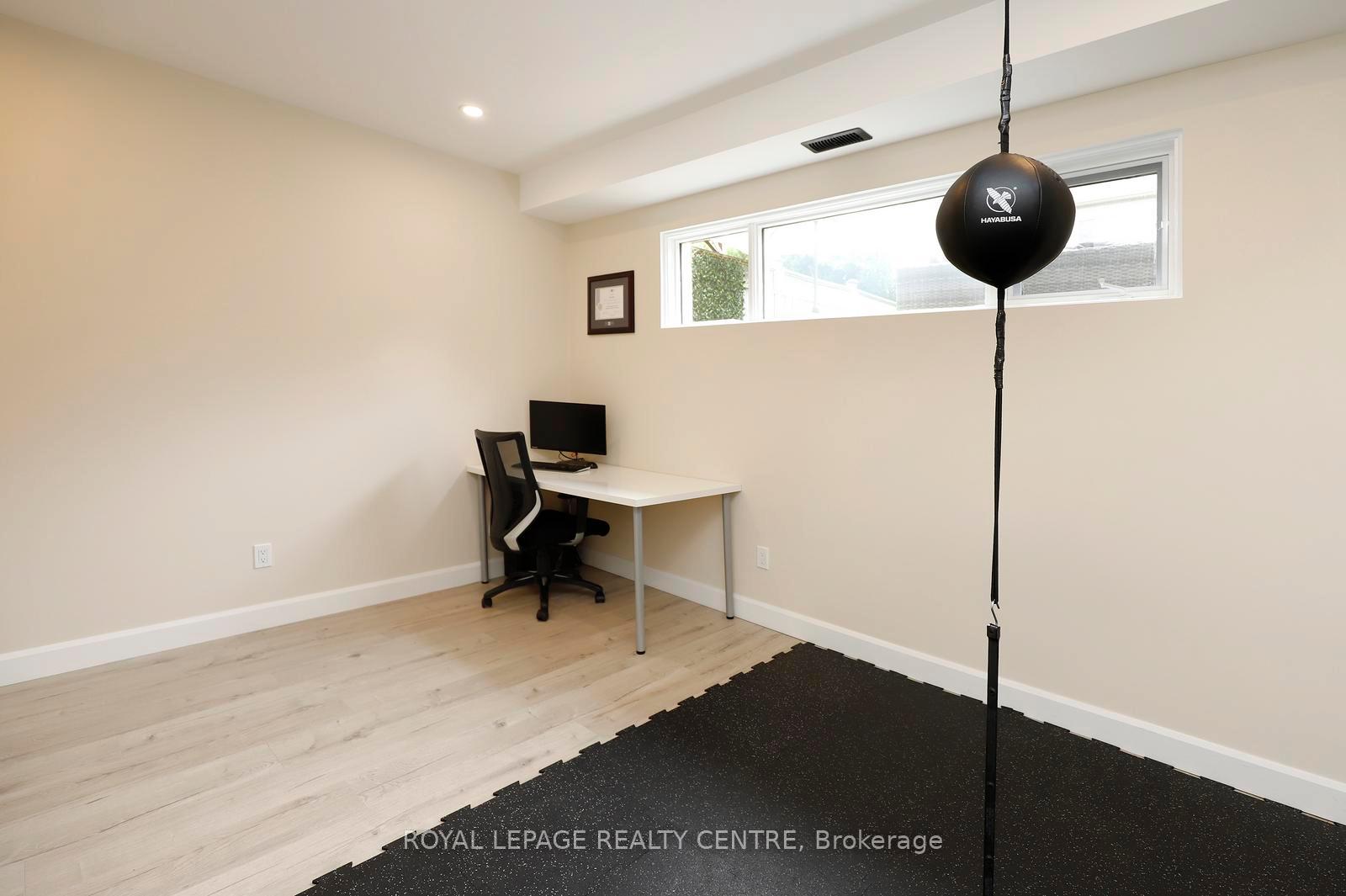 Photo 35 of 156 Chudleigh Street, Hamilton, Waterdown — HOMEH