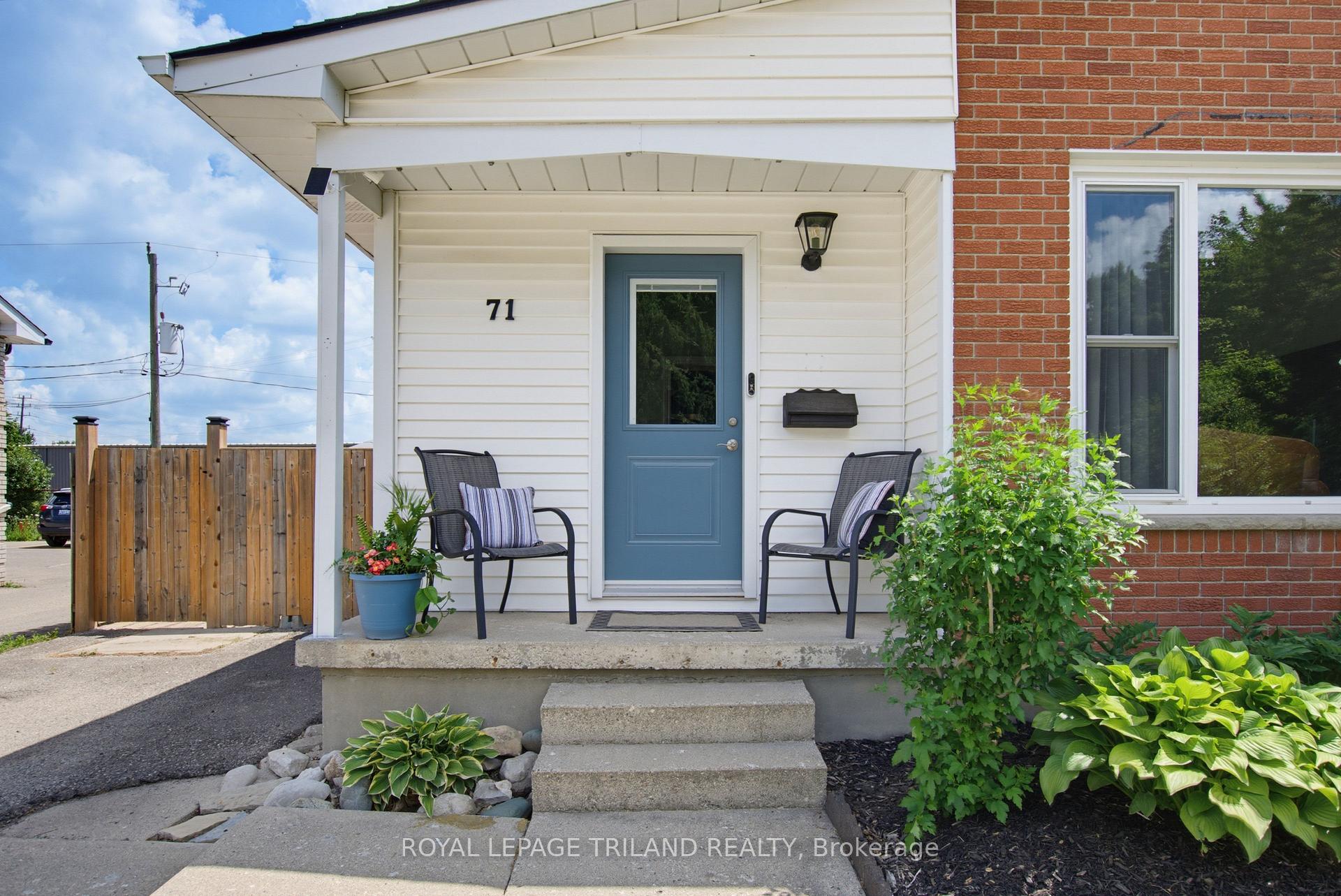Photo 6 of 71 Joyce Street, St. Thomas — HOMEH