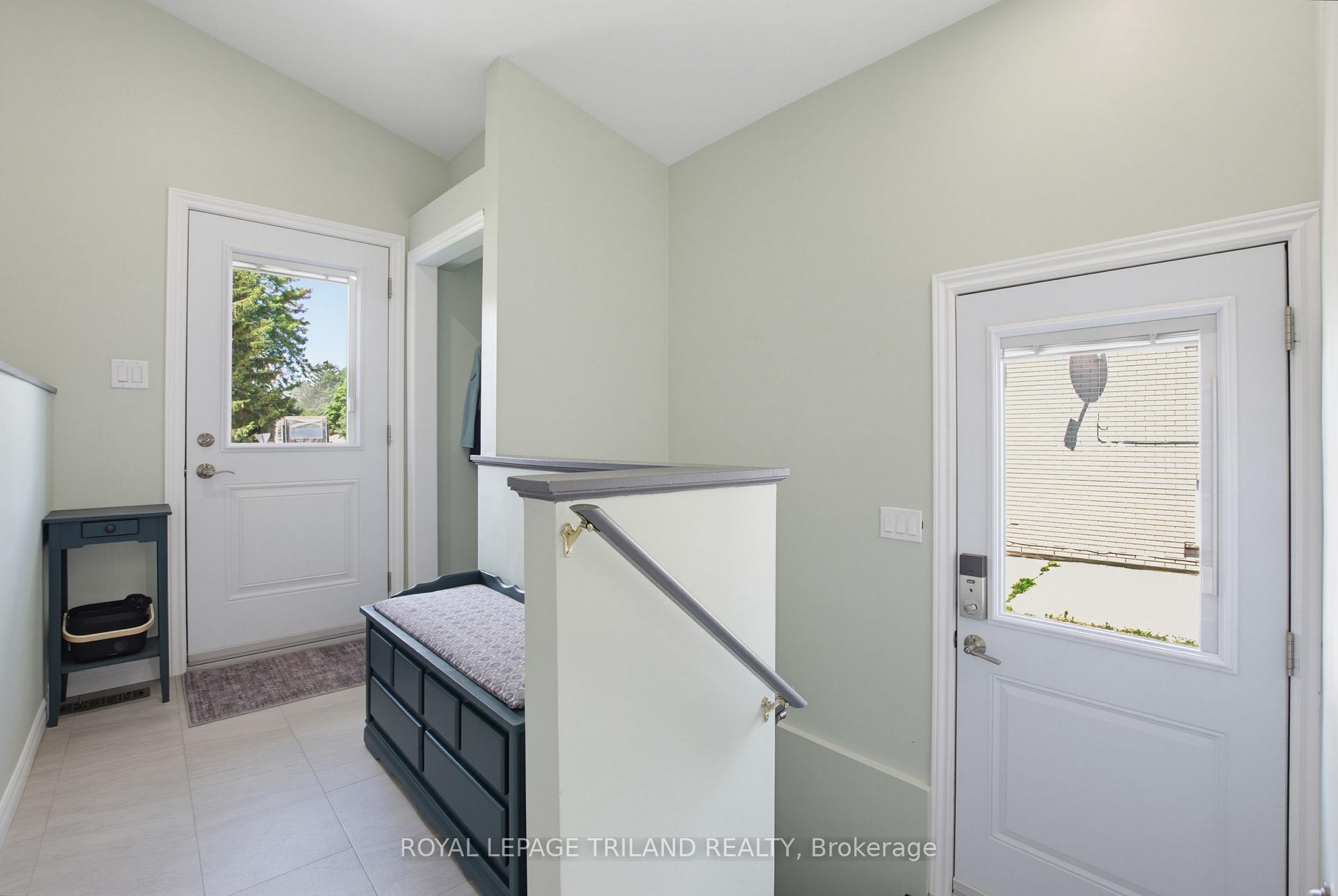 Photo 7 of 71 Joyce Street, St. Thomas — HOMEH