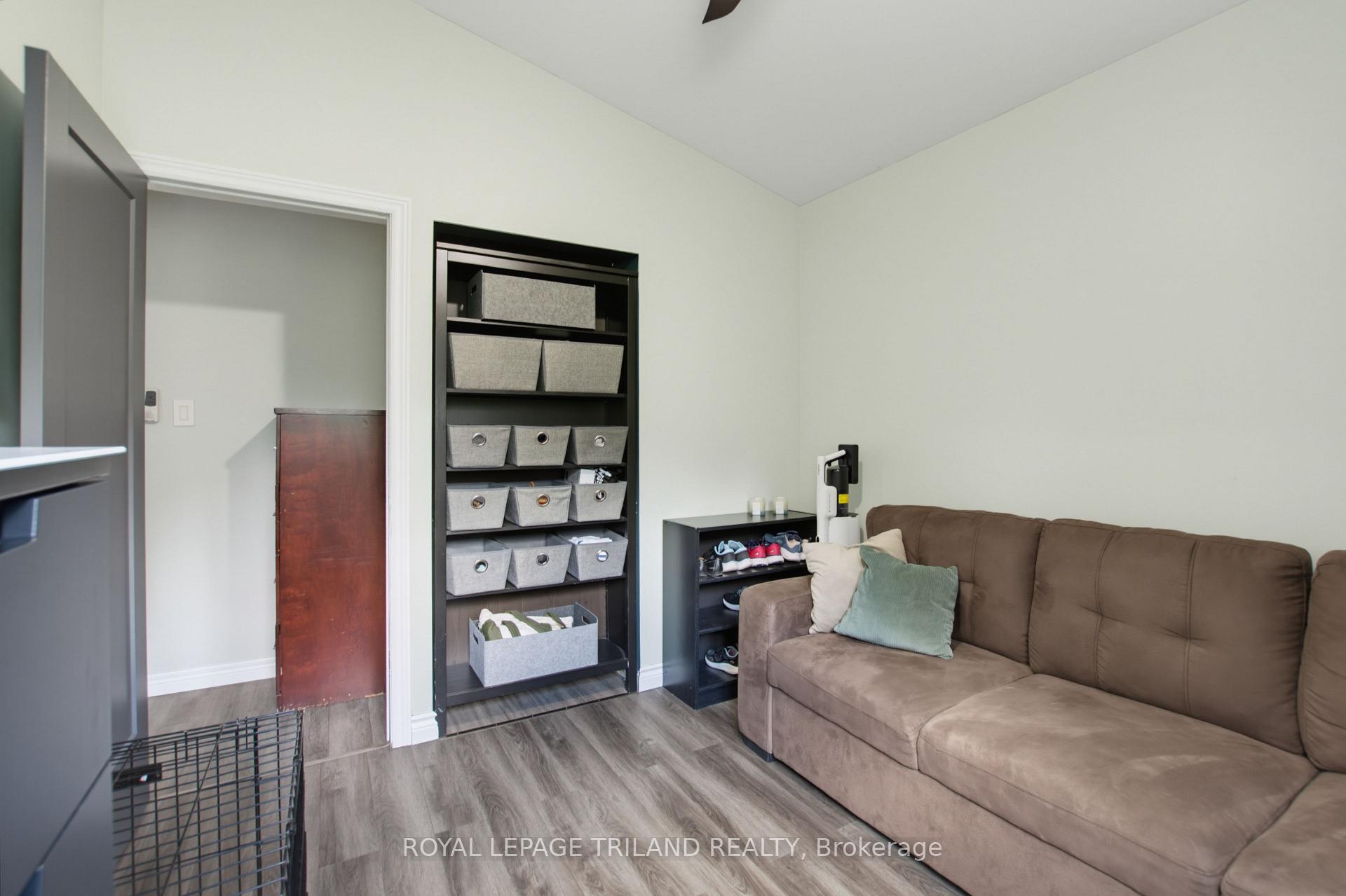 Photo 19 of 71 Joyce Street, St. Thomas — HOMEH