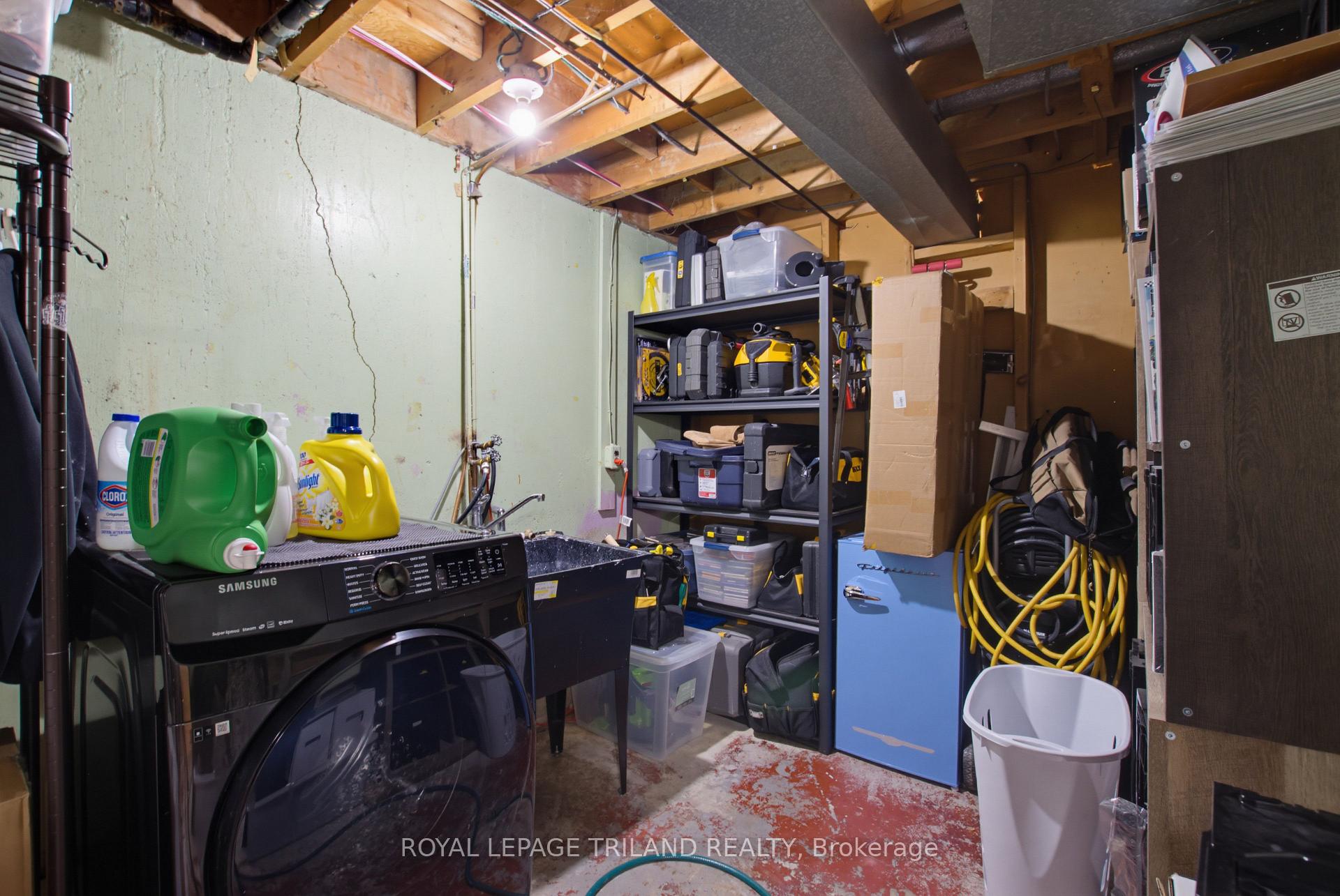 Photo 27 of 71 Joyce Street, St. Thomas — HOMEH