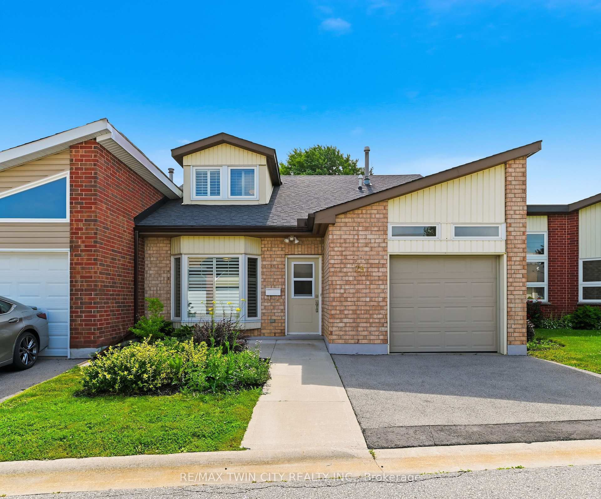 Photo of 29 Archdeacon Clark Trail