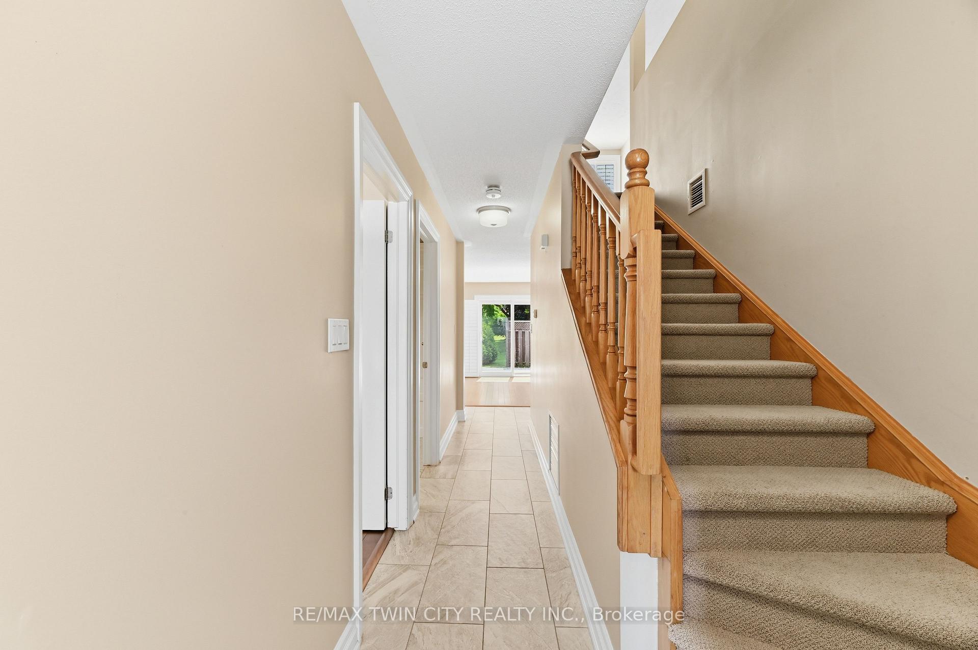 Photo 7 of 29 Archdeacon Clark Trail, Hamilton, Kennedy — HOMEH