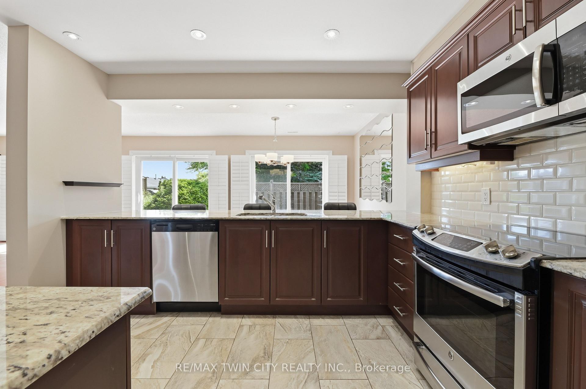 Photo 17 of 29 Archdeacon Clark Trail, Hamilton, Kennedy — HOMEH