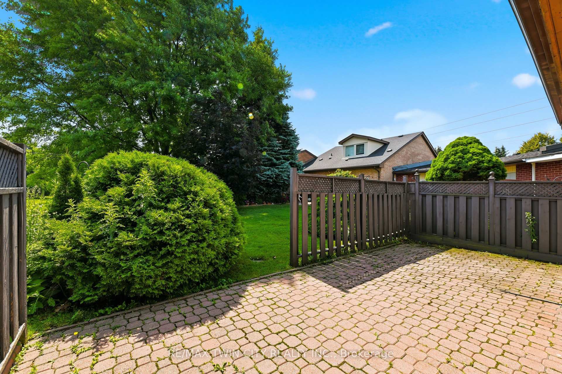 Photo 30 of 29 Archdeacon Clark Trail, Hamilton, Kennedy — HOMEH