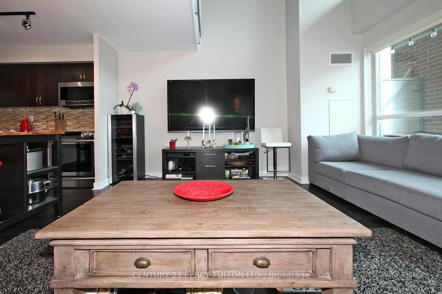Photo 9 of Unit 406, 80 Western Battery Road, Toronto, Niagara — HOMEH
