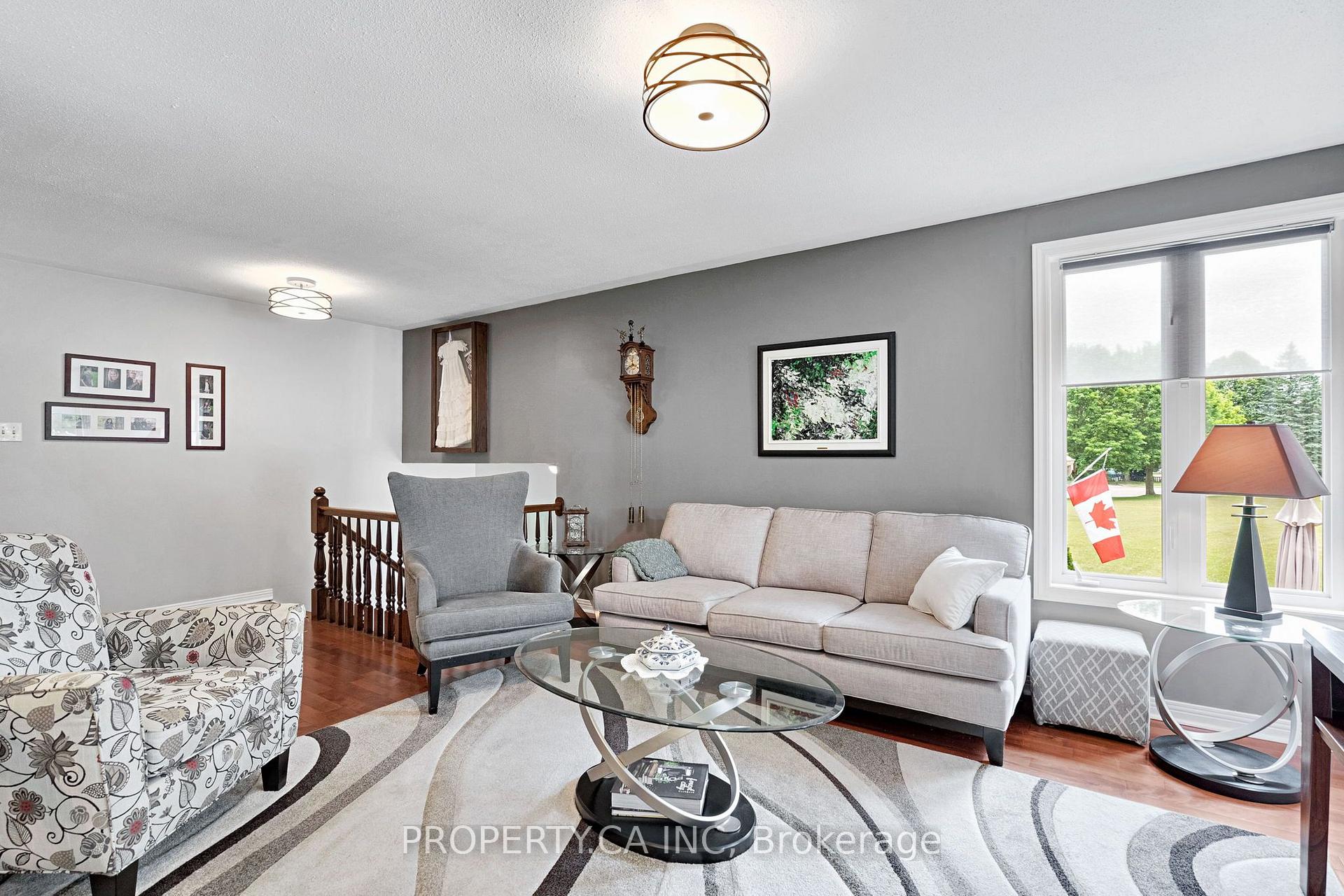 Photo 13 of 1620 Farmbrook Road, London, East P — HOMEH