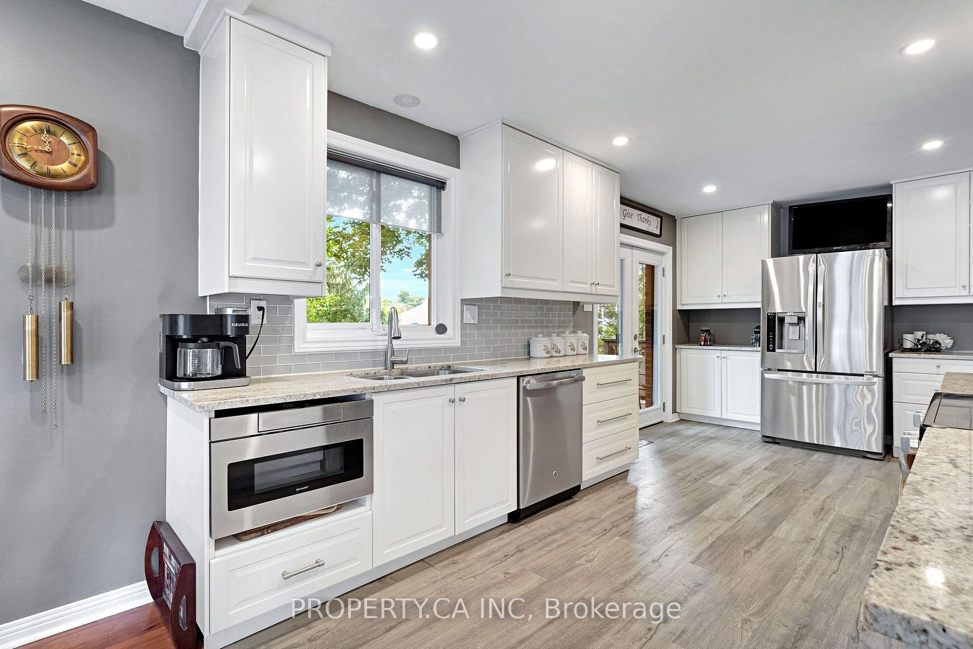 Photo 16 of 1620 Farmbrook Road, London, East P — HOMEH