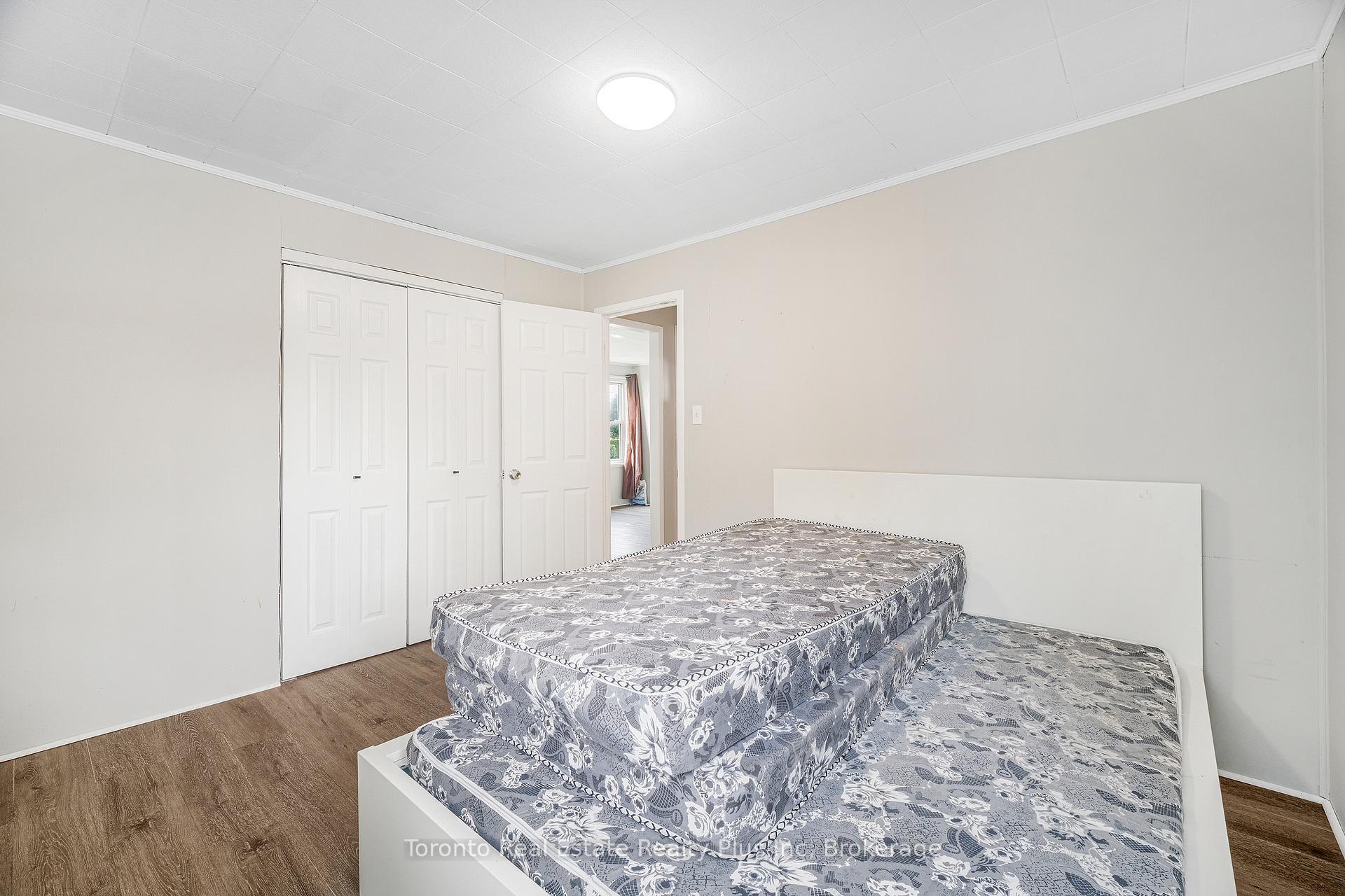 Photo 9 of 6183 Skinner Street, Niagara Falls, Arad/Fallsview — HOMEH