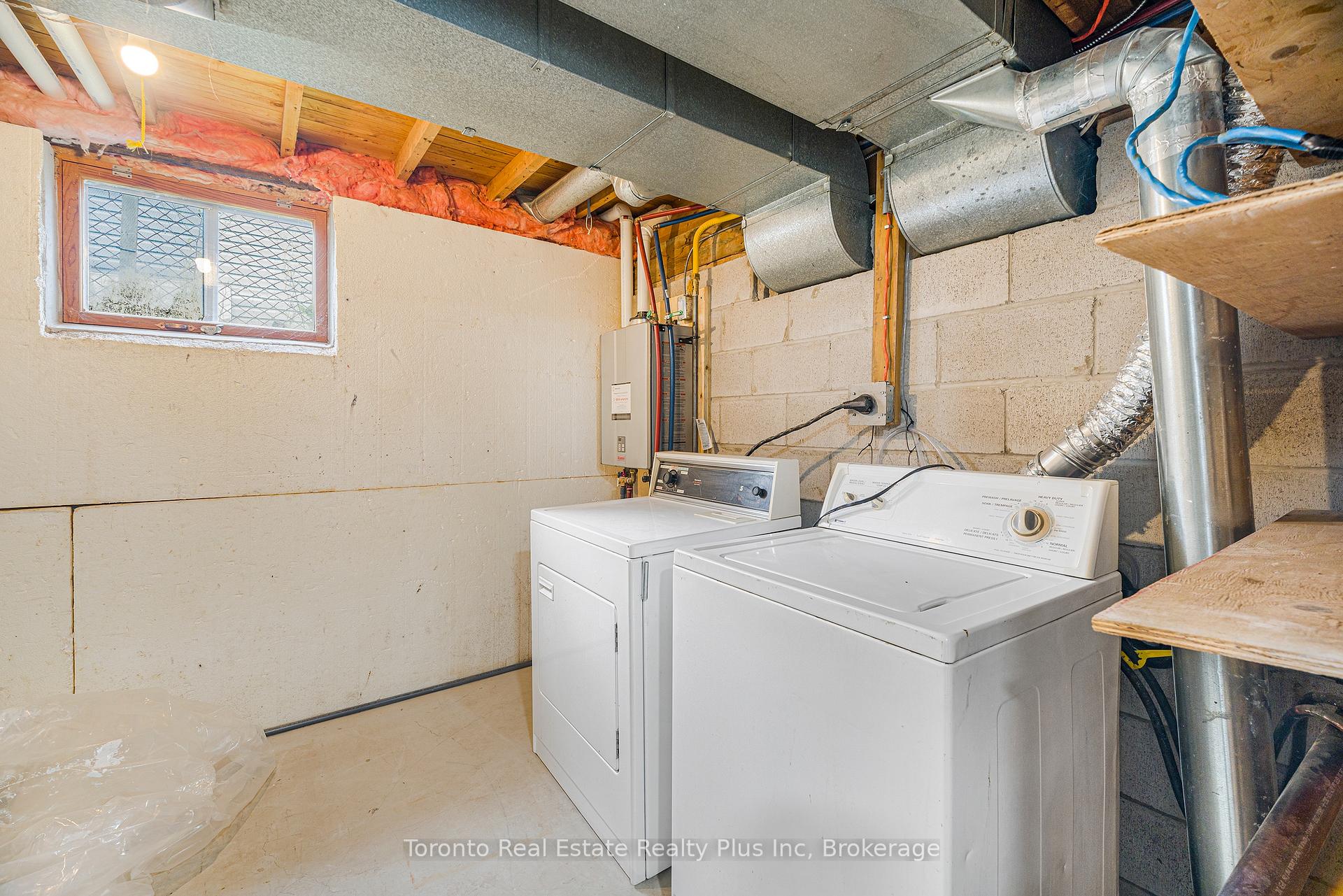 Photo 23 of 6183 Skinner Street, Niagara Falls, Arad/Fallsview — HOMEH