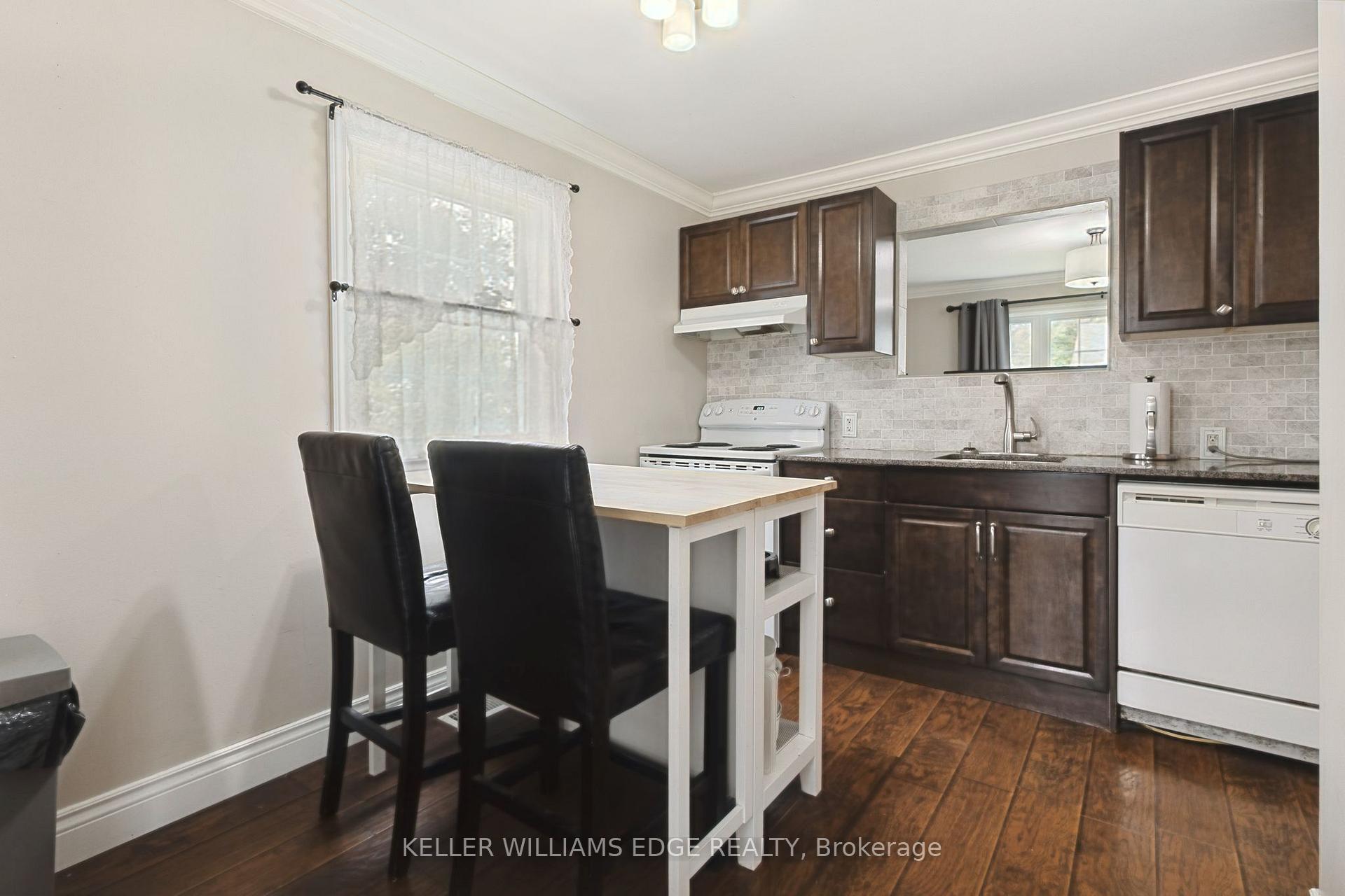 Photo 10 of 134 Selkirk Avenue, Hamilton, Normanhurst — HOMEH