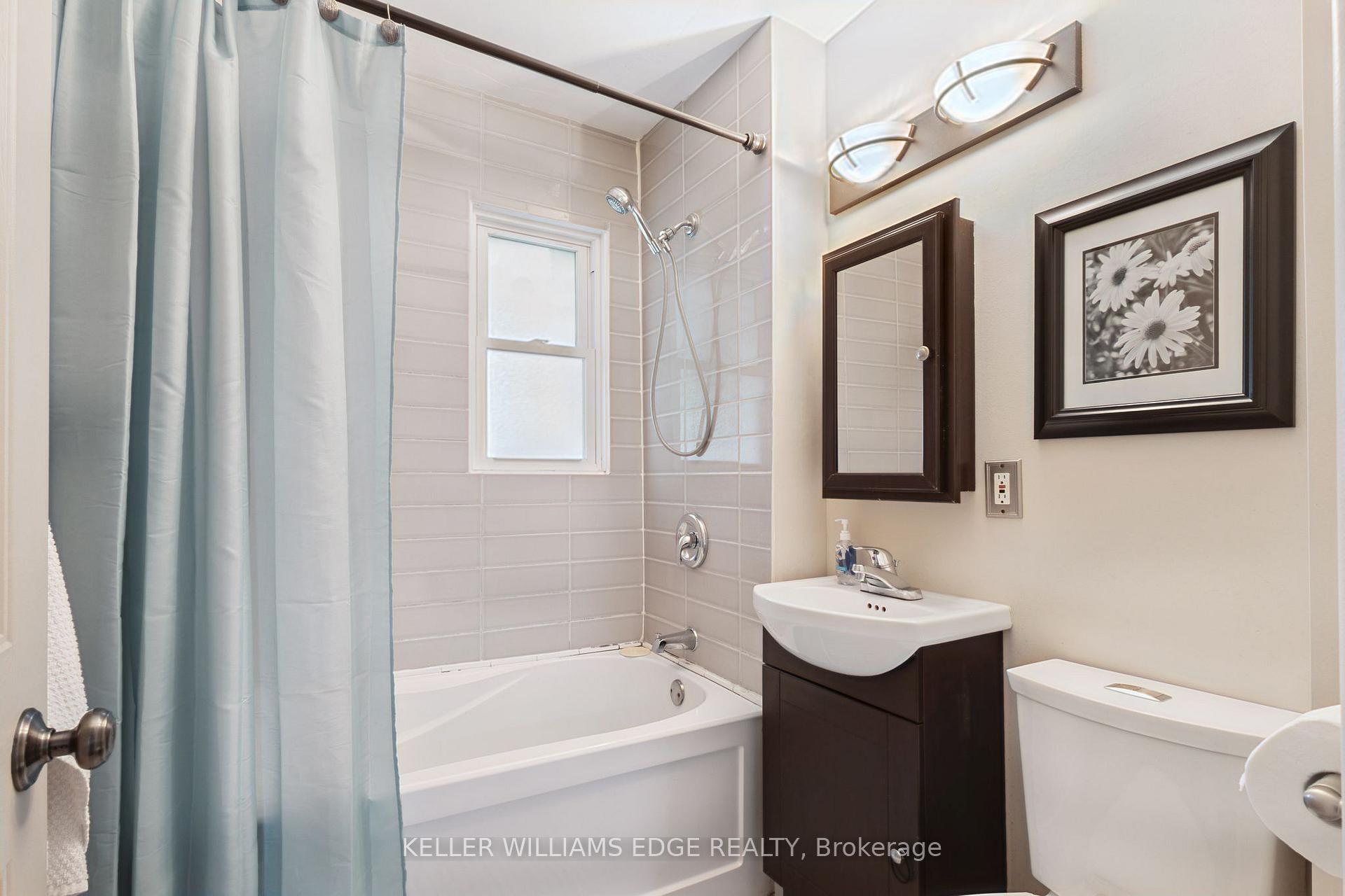 Photo 20 of 134 Selkirk Avenue, Hamilton, Normanhurst — HOMEH