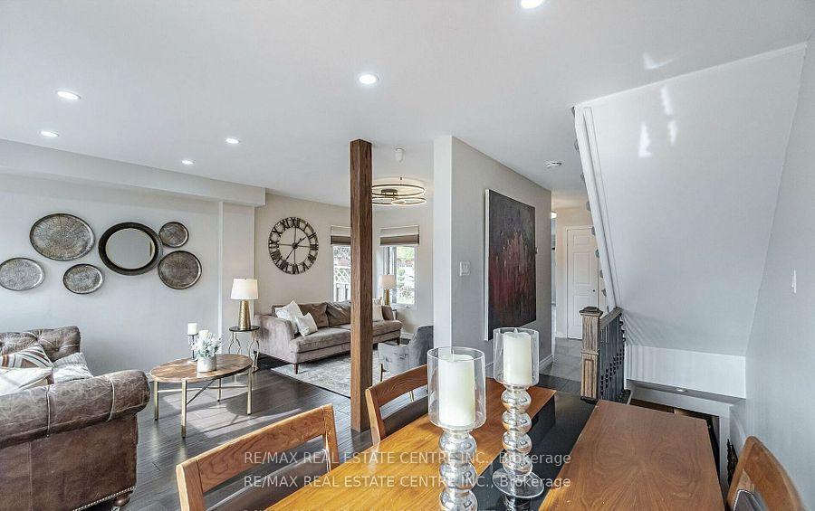 Photo 15 of 2046 Glenada Crescent, Oakville, Wedgewood Creek — HOMEH