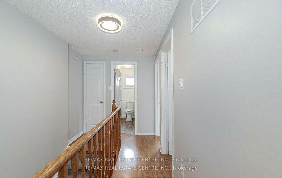 Photo 19 of 2046 Glenada Crescent, Oakville, Wedgewood Creek — HOMEH