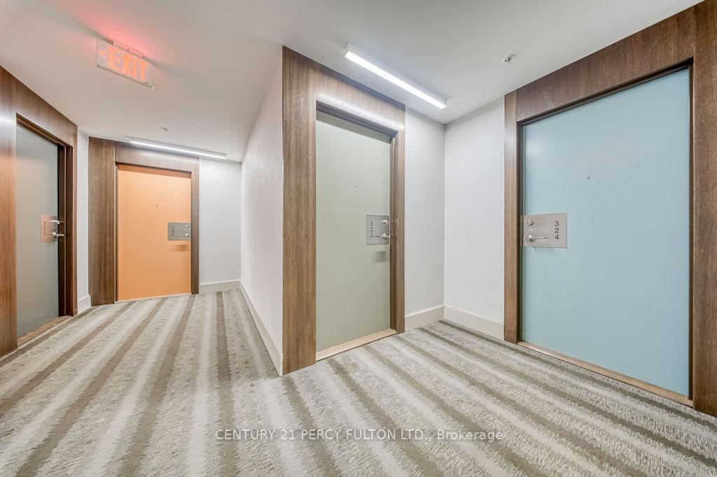 Photo 5 of Unit 323, 30 Nelson Street, Toronto, Waterfront Communities — HOMEH