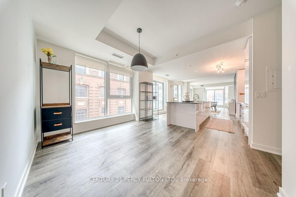 Photo 7 of Unit 323, 30 Nelson Street, Toronto, Waterfront Communities — HOMEH