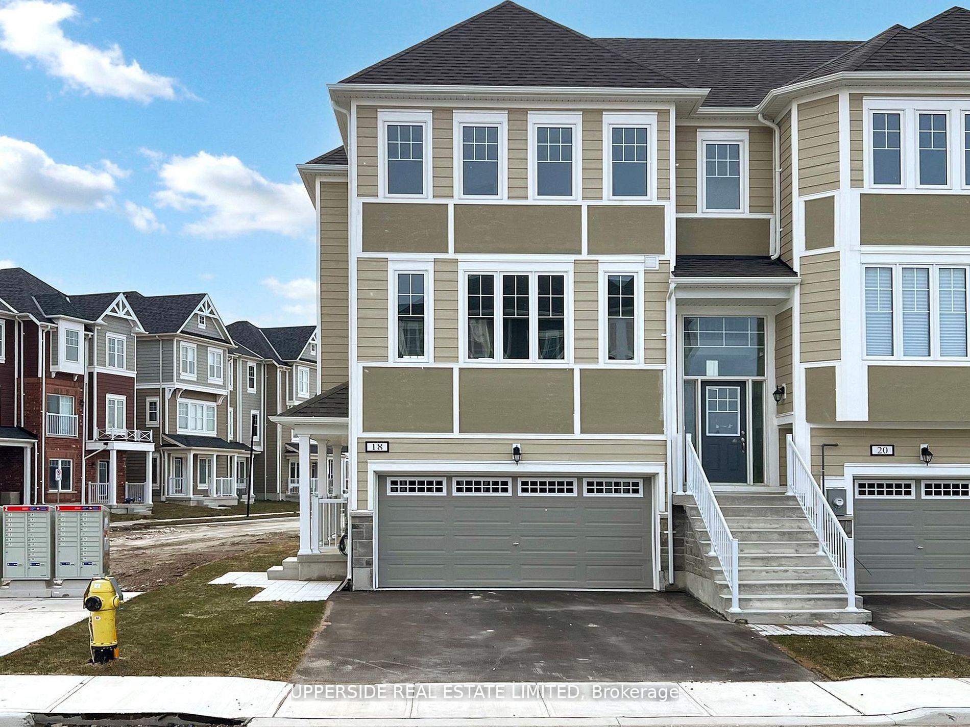 Photo 2 of 18 Lana Circle, Wasaga Beach — HOMEH