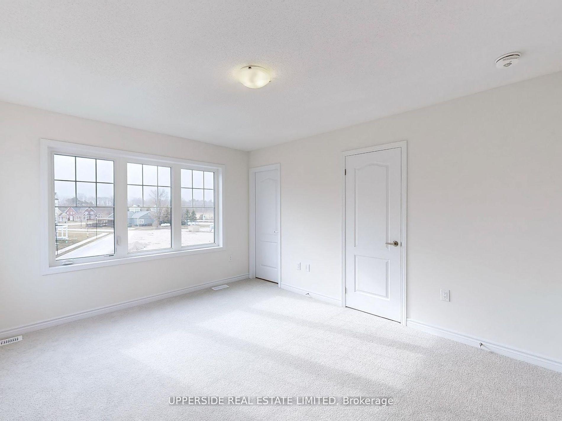 Photo 16 of 18 Lana Circle, Wasaga Beach — HOMEH