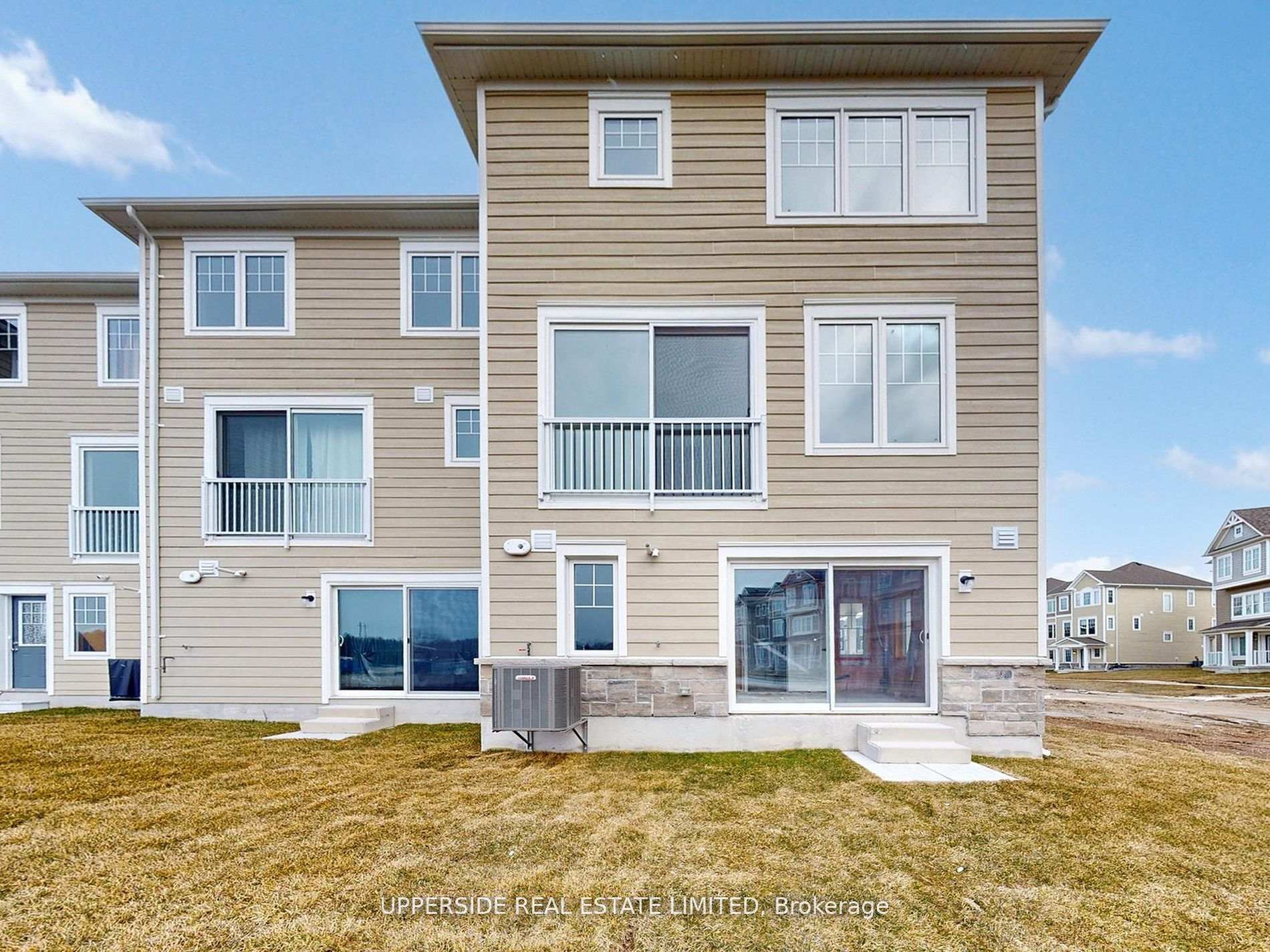 Photo 29 of 18 Lana Circle, Wasaga Beach — HOMEH