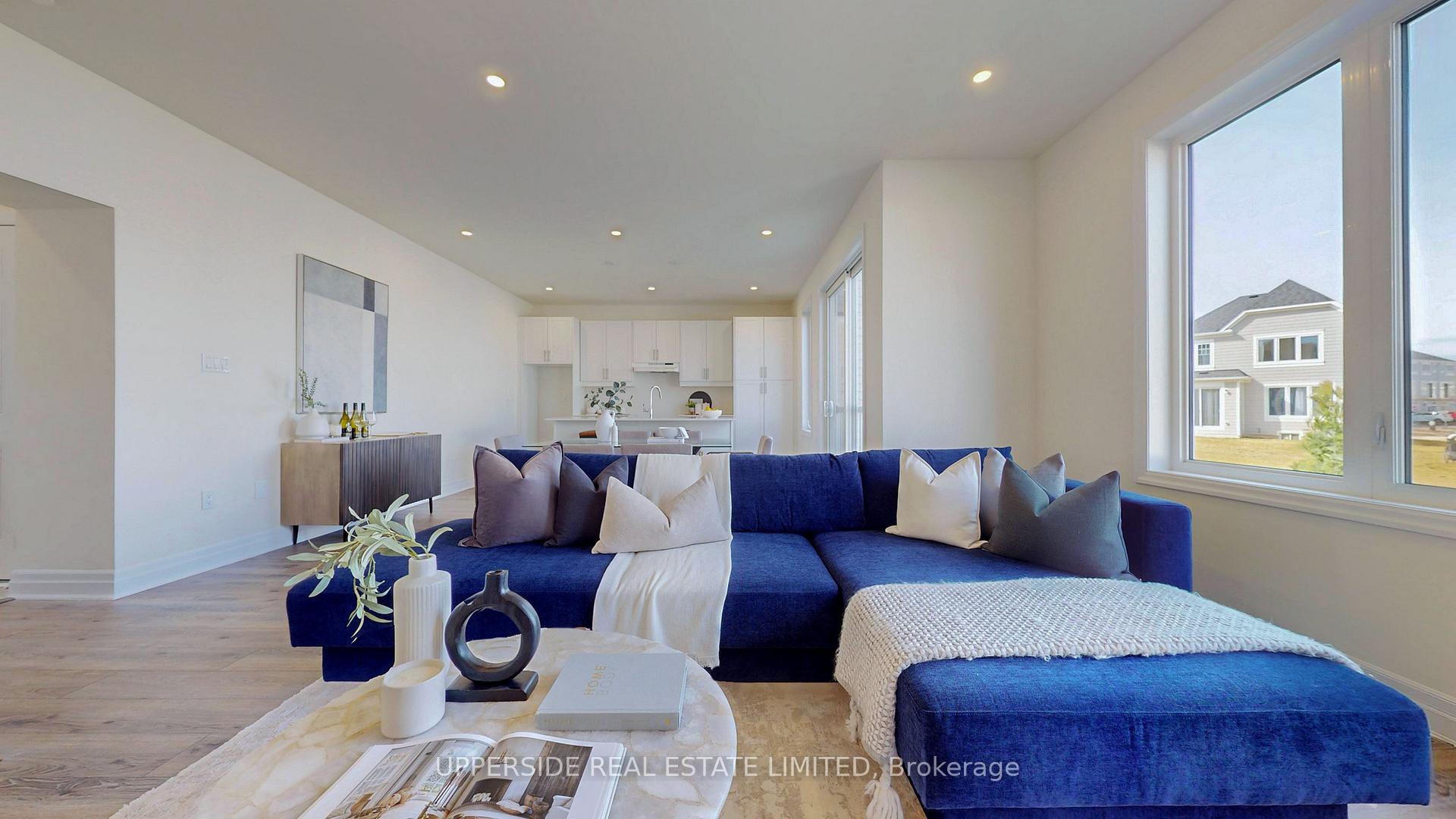 Photo 6 of 17 Shapira Avenue, Wasaga Beach — HOMEH