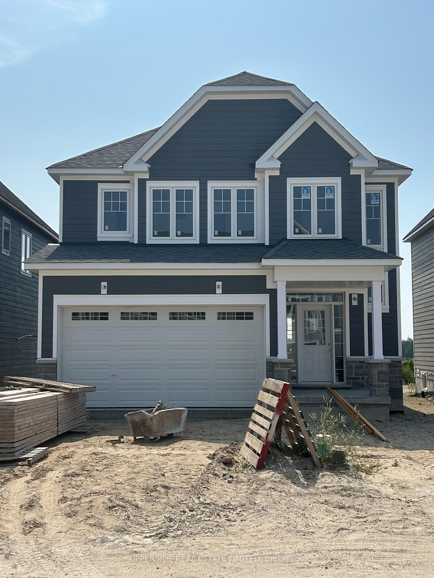 Photo 2 of 241 Village Gate Drive, Wasaga Beach — HOMEH