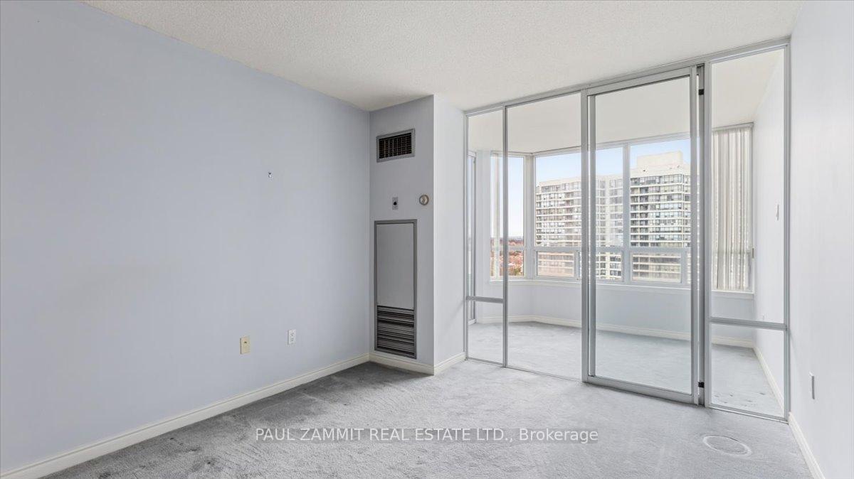 Photo 15 of Unit 911, 7250 Yonge Street, Vaughan, Crestwood-Springfarm-Yorkhill — HOMEH