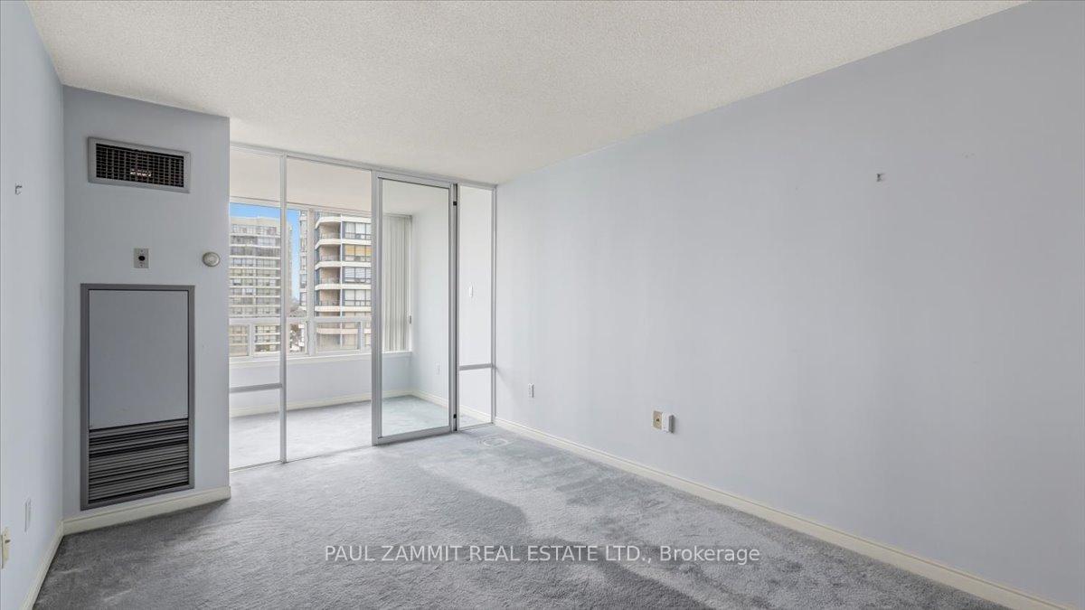 Photo 16 of Unit 911, 7250 Yonge Street, Vaughan, Crestwood-Springfarm-Yorkhill — HOMEH