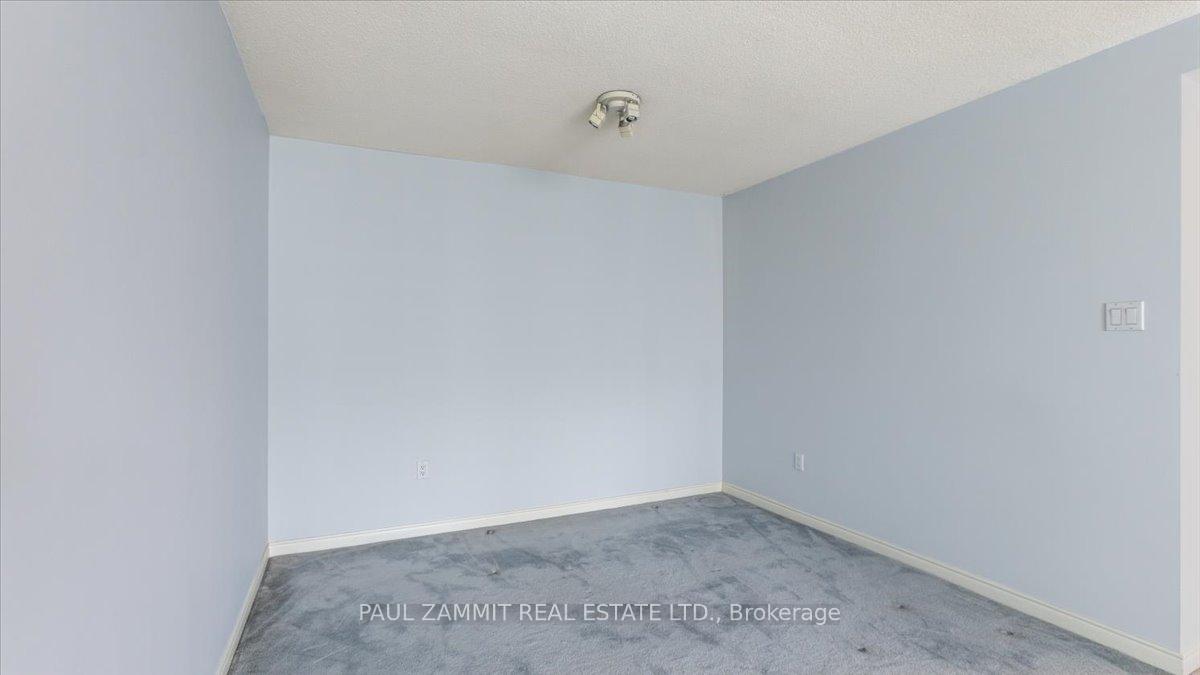 Photo 17 of Unit 911, 7250 Yonge Street, Vaughan, Crestwood-Springfarm-Yorkhill — HOMEH