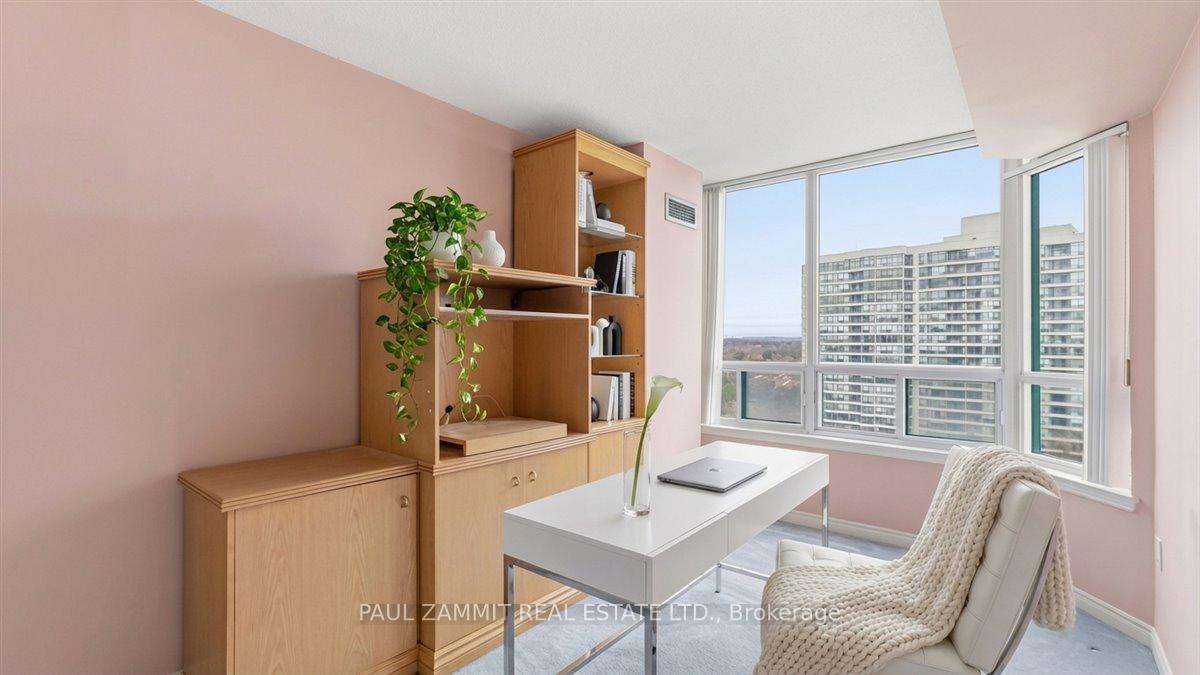 Photo 22 of Unit 911, 7250 Yonge Street, Vaughan, Crestwood-Springfarm-Yorkhill — HOMEH