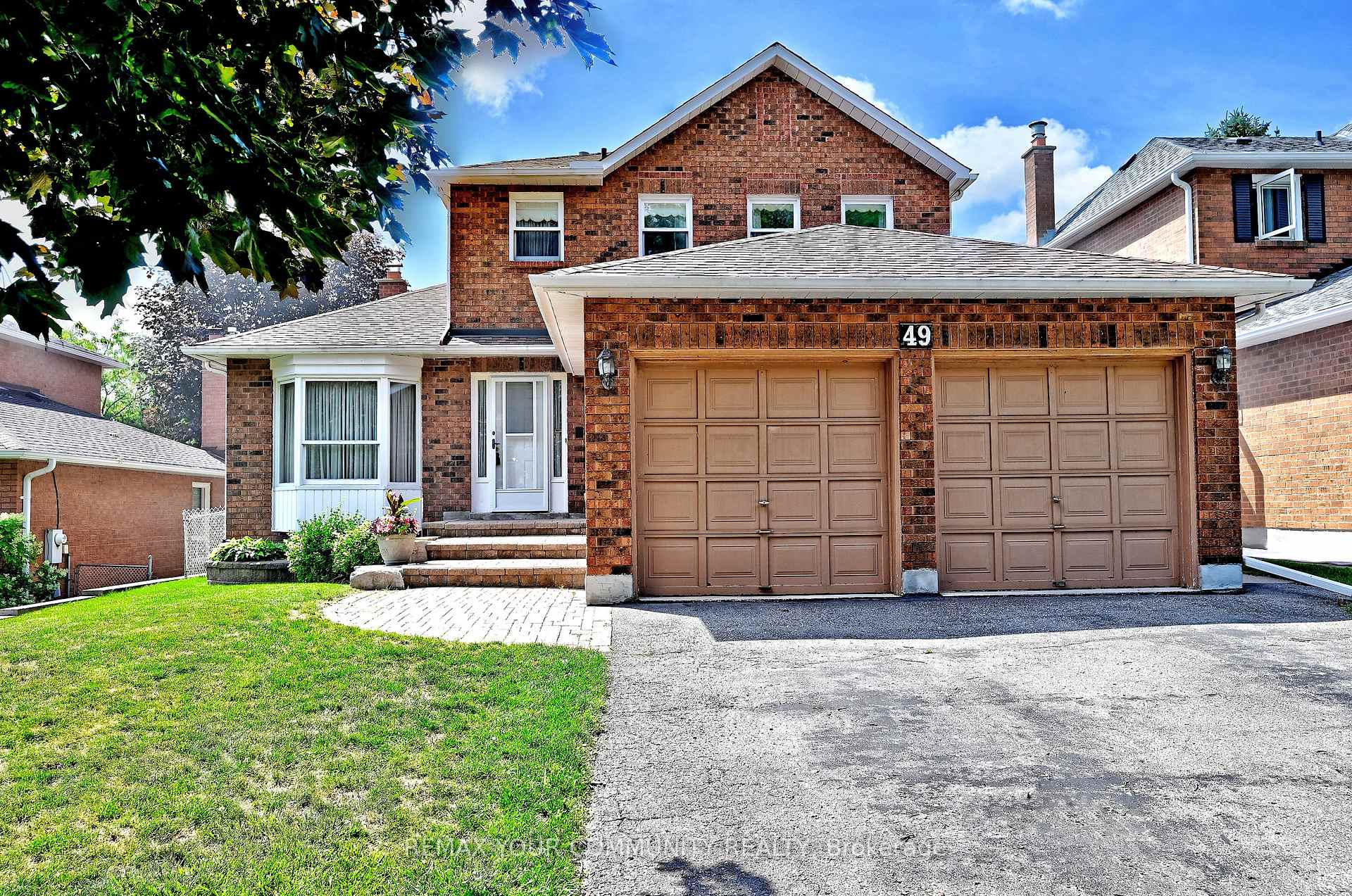 Photo 1 of 49 Tribbling Crescent, Aurora, Hills of St Andrew — HOMEH