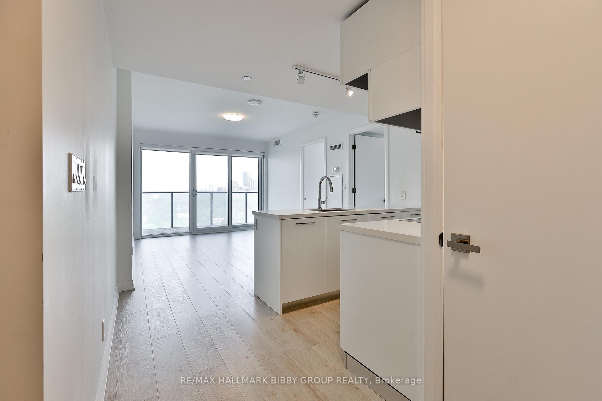 Photo 8 of Unit 1808, 99 Foxbar Road, Toronto, Yonge-St. Clair — HOMEH