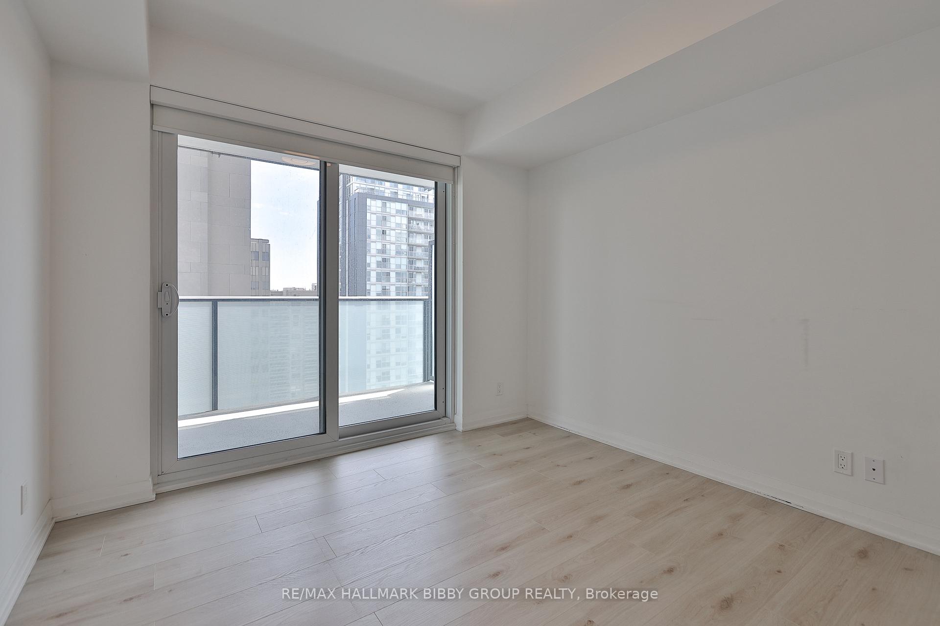 Photo 12 of Unit 1808, 99 Foxbar Road, Toronto, Yonge-St. Clair — HOMEH