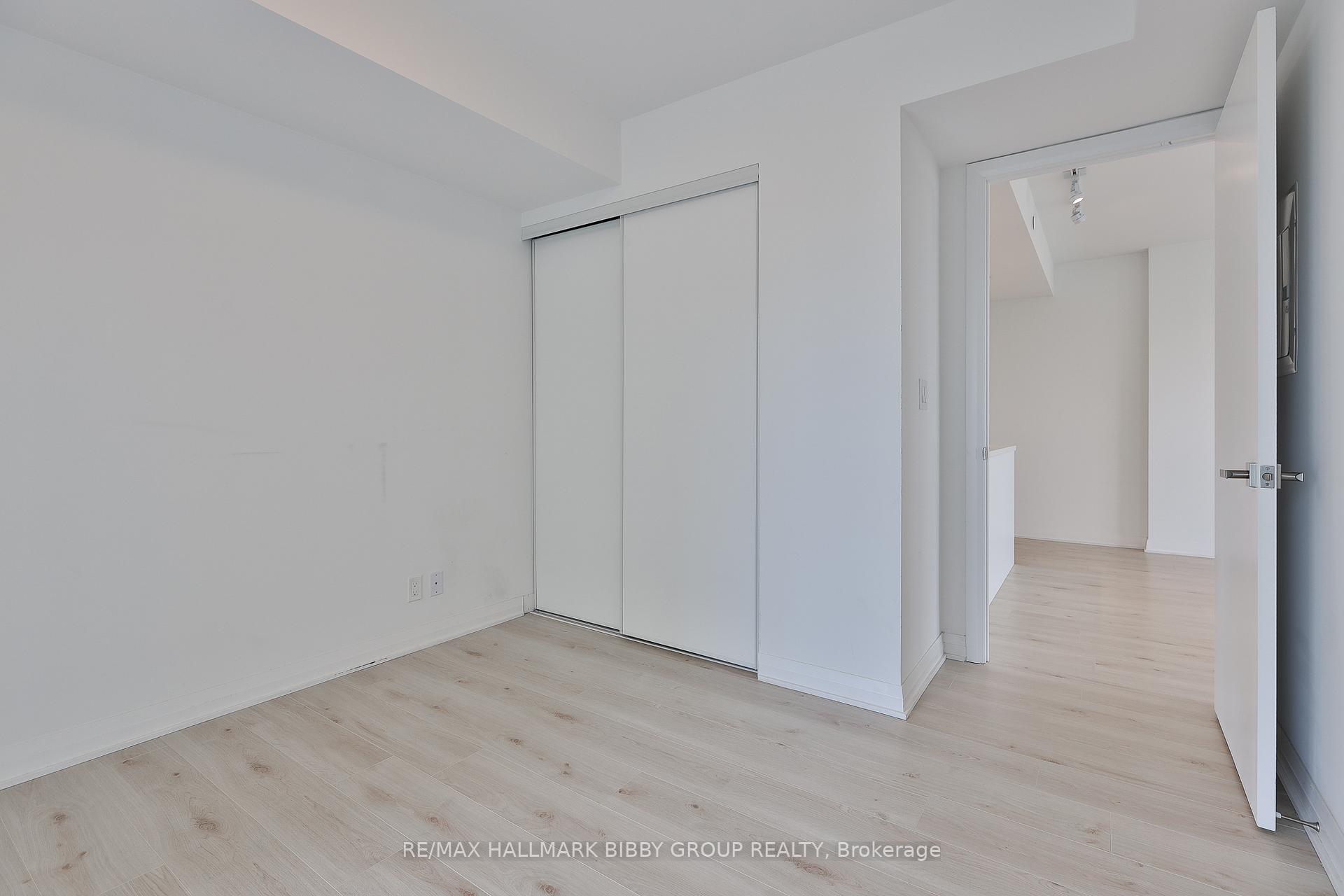 Photo 15 of Unit 1808, 99 Foxbar Road, Toronto, Yonge-St. Clair — HOMEH