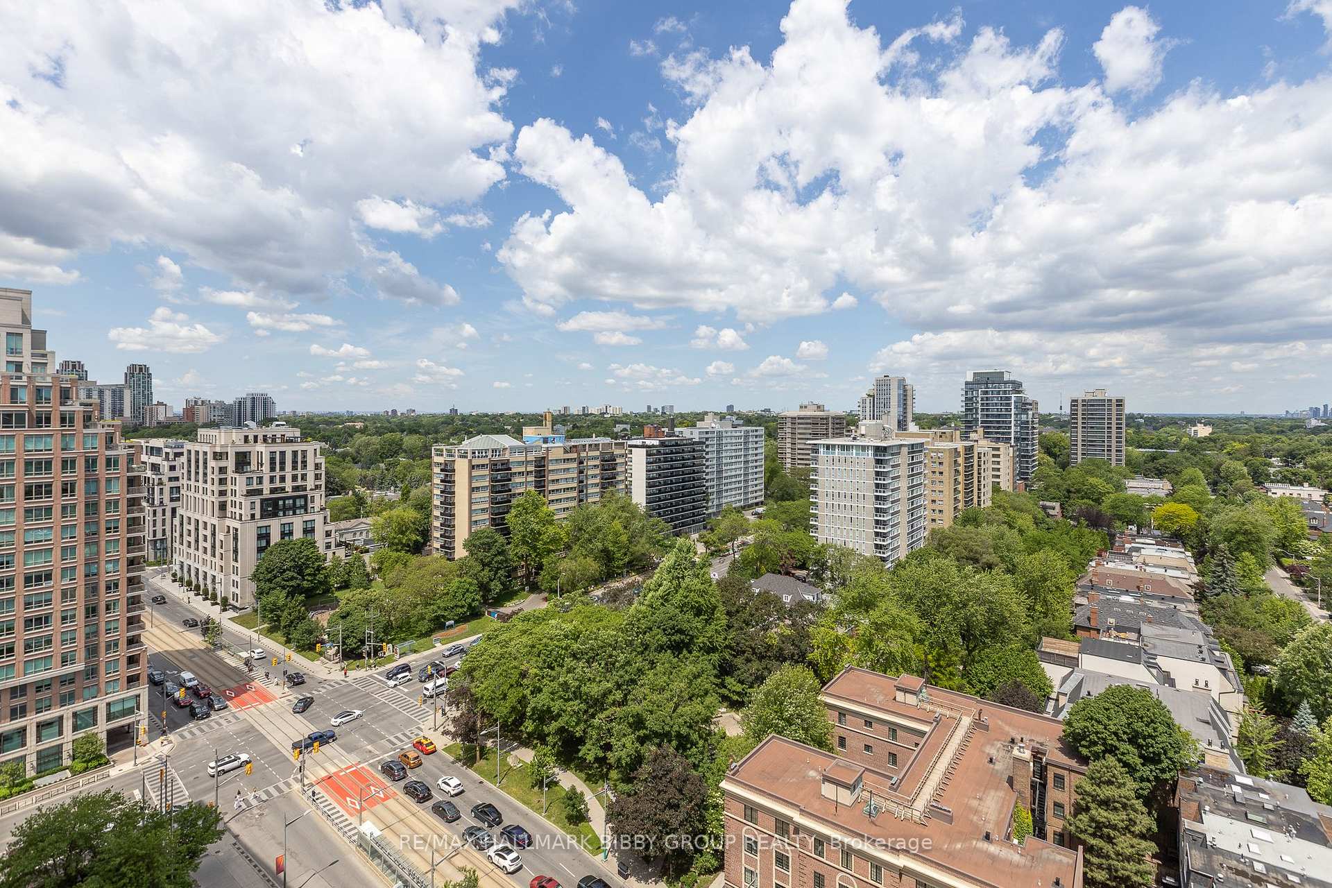 Photo 26 of Unit 1808, 99 Foxbar Road, Toronto, Yonge-St. Clair — HOMEH