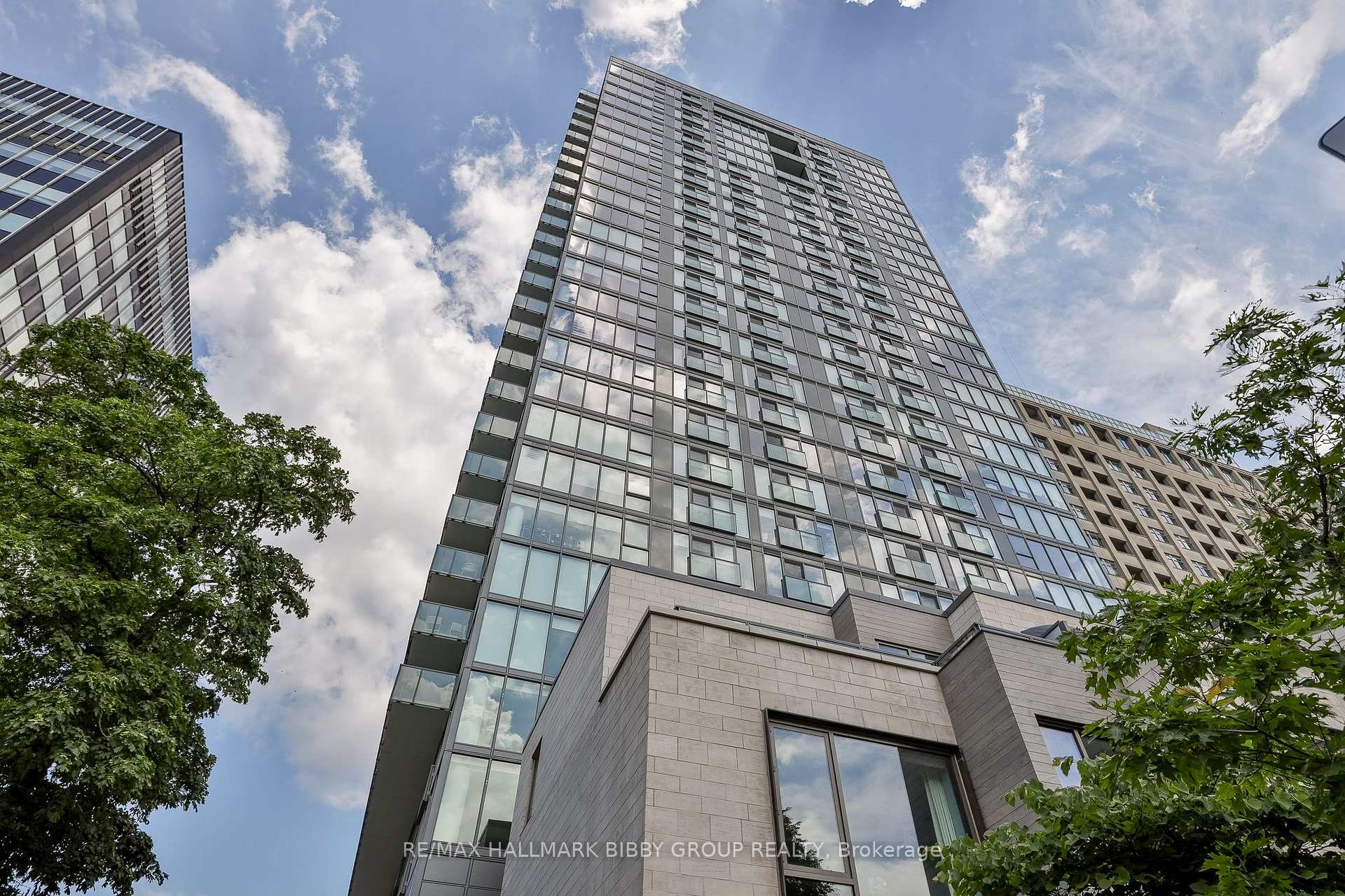 Photo 33 of Unit 1808, 99 Foxbar Road, Toronto, Yonge-St. Clair — HOMEH