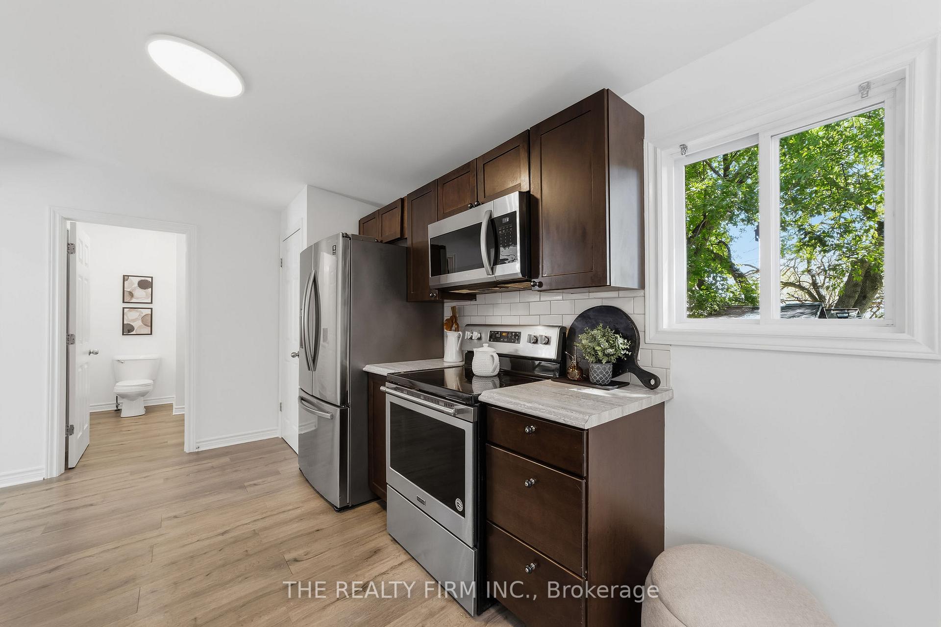 Photo 5 of 5 Henry Street, London, East K — HOMEH