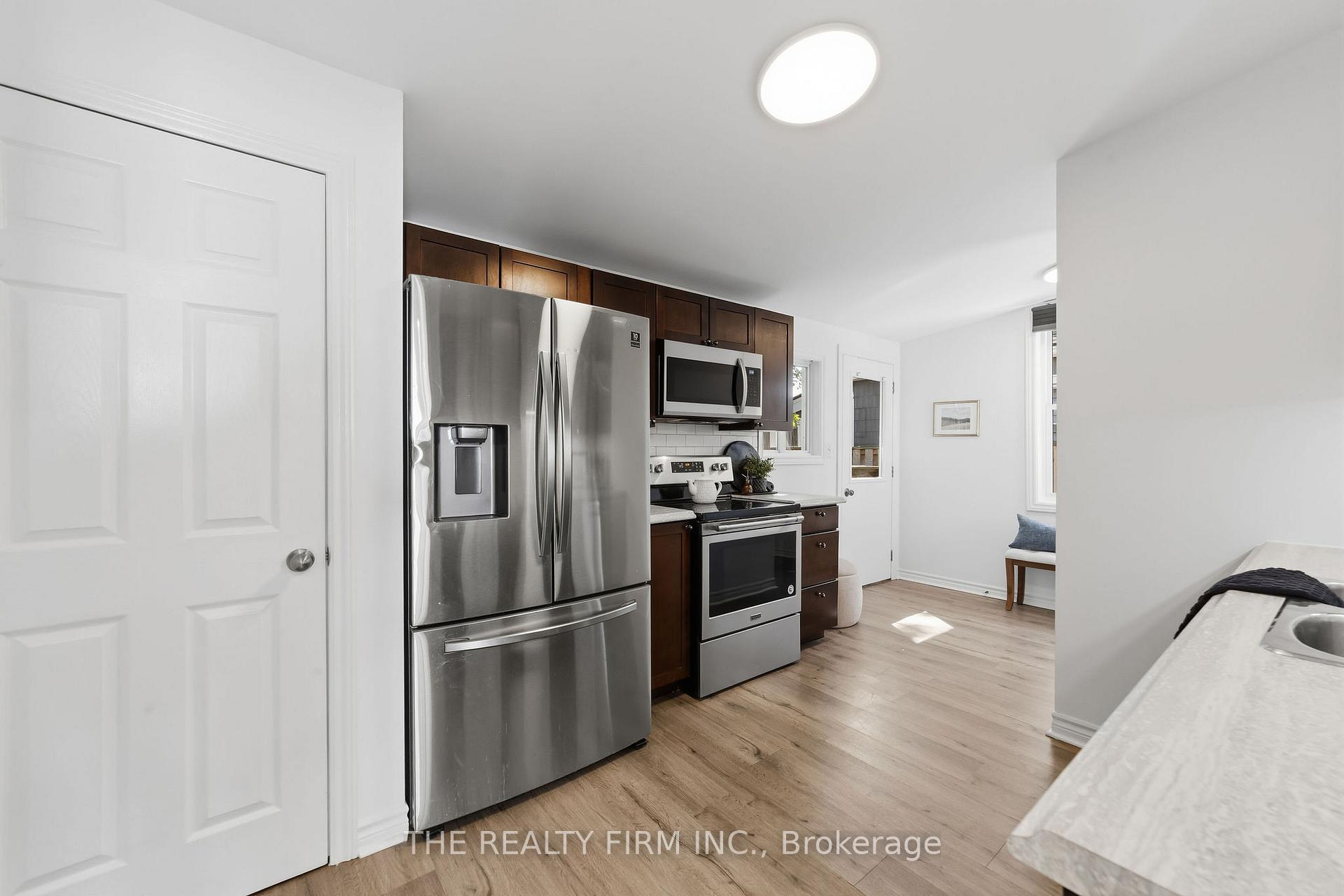 Photo 6 of 5 Henry Street, London, East K — HOMEH