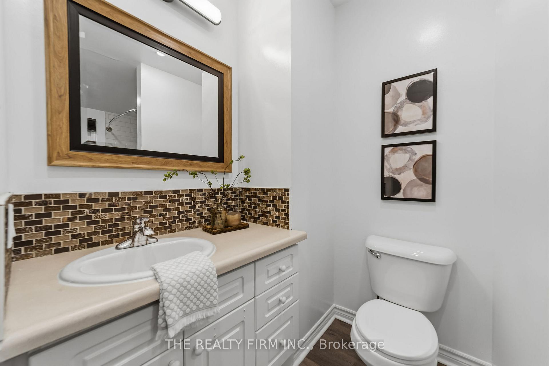 Photo 7 of 5 Henry Street, London, East K — HOMEH