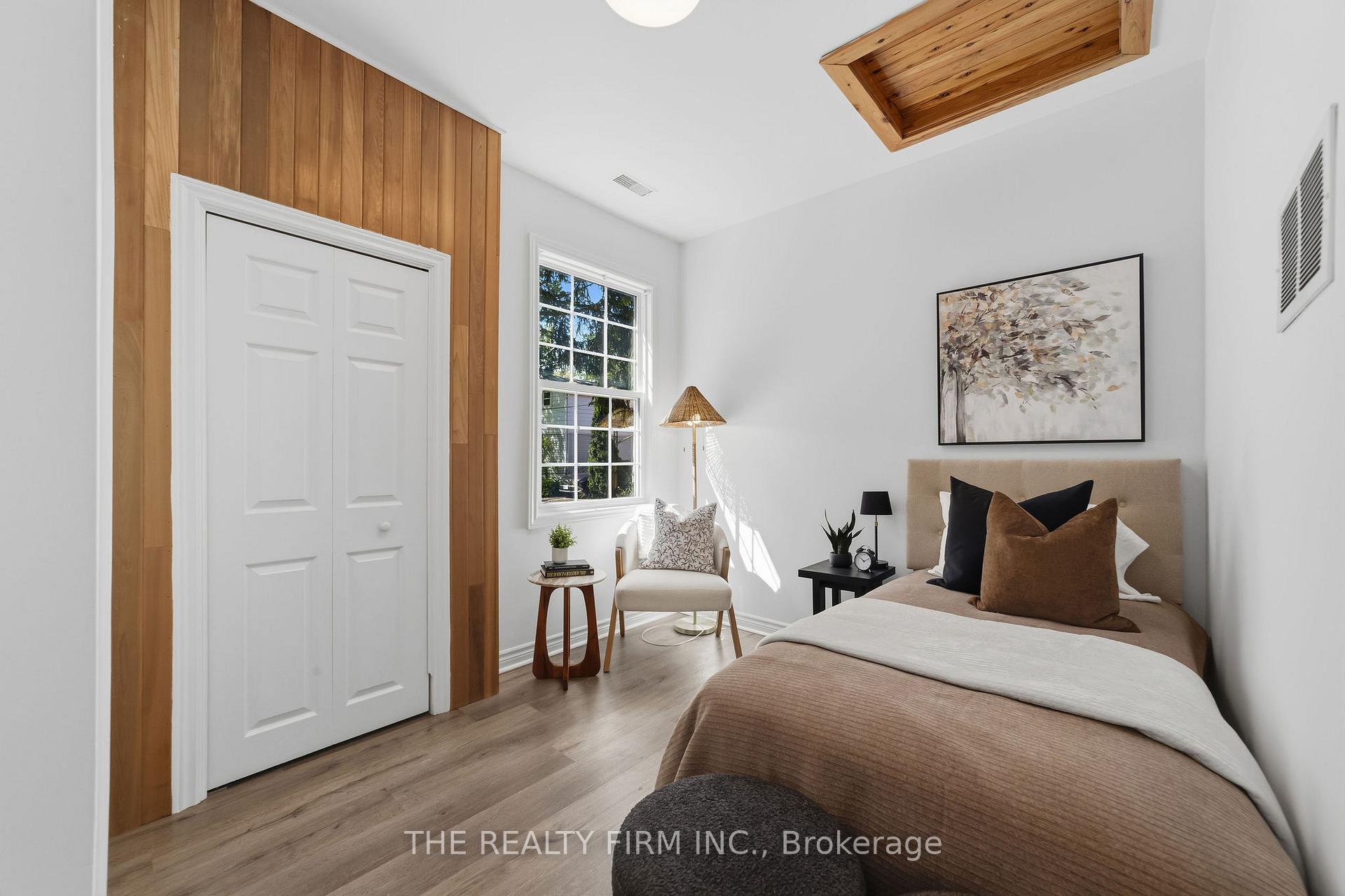 Photo 10 of 5 Henry Street, London, East K — HOMEH