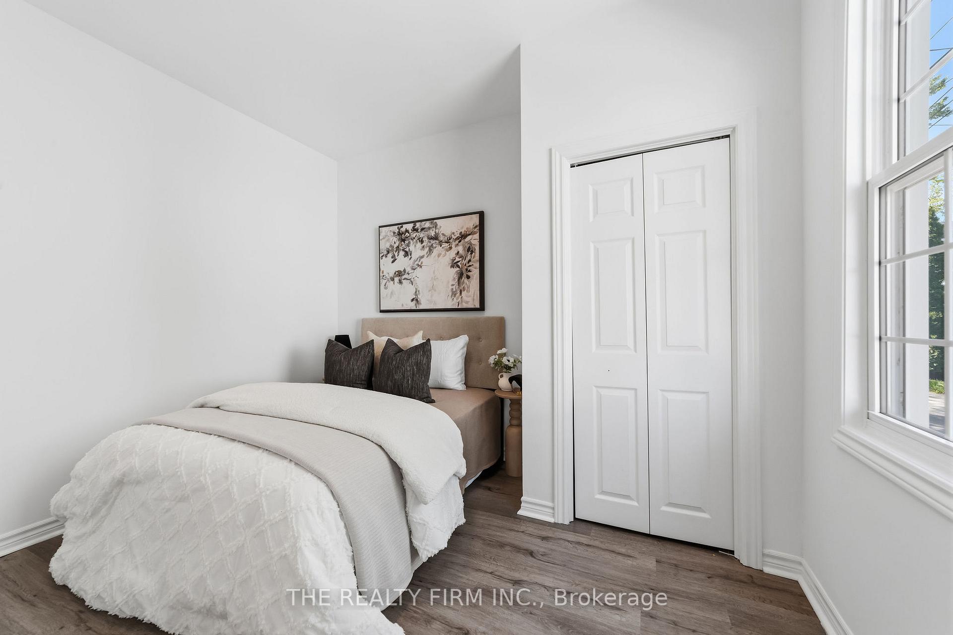 Photo 16 of 5 Henry Street, London, East K — HOMEH