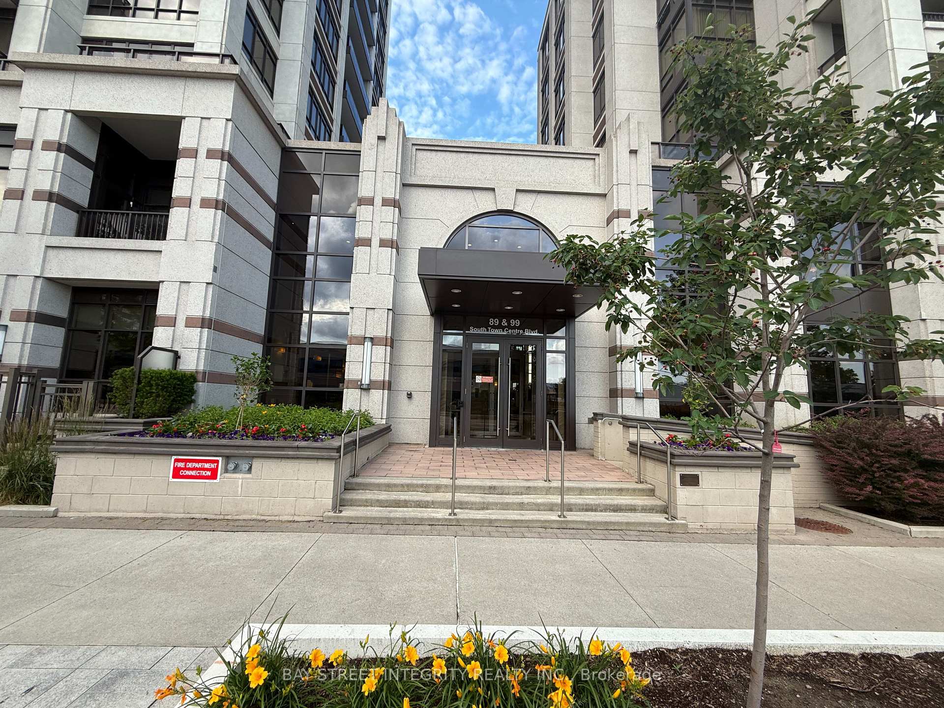 Photo 2 of Unit 315, 99 South Town Centre Boulevard, Markham, Unionville — HOMEH