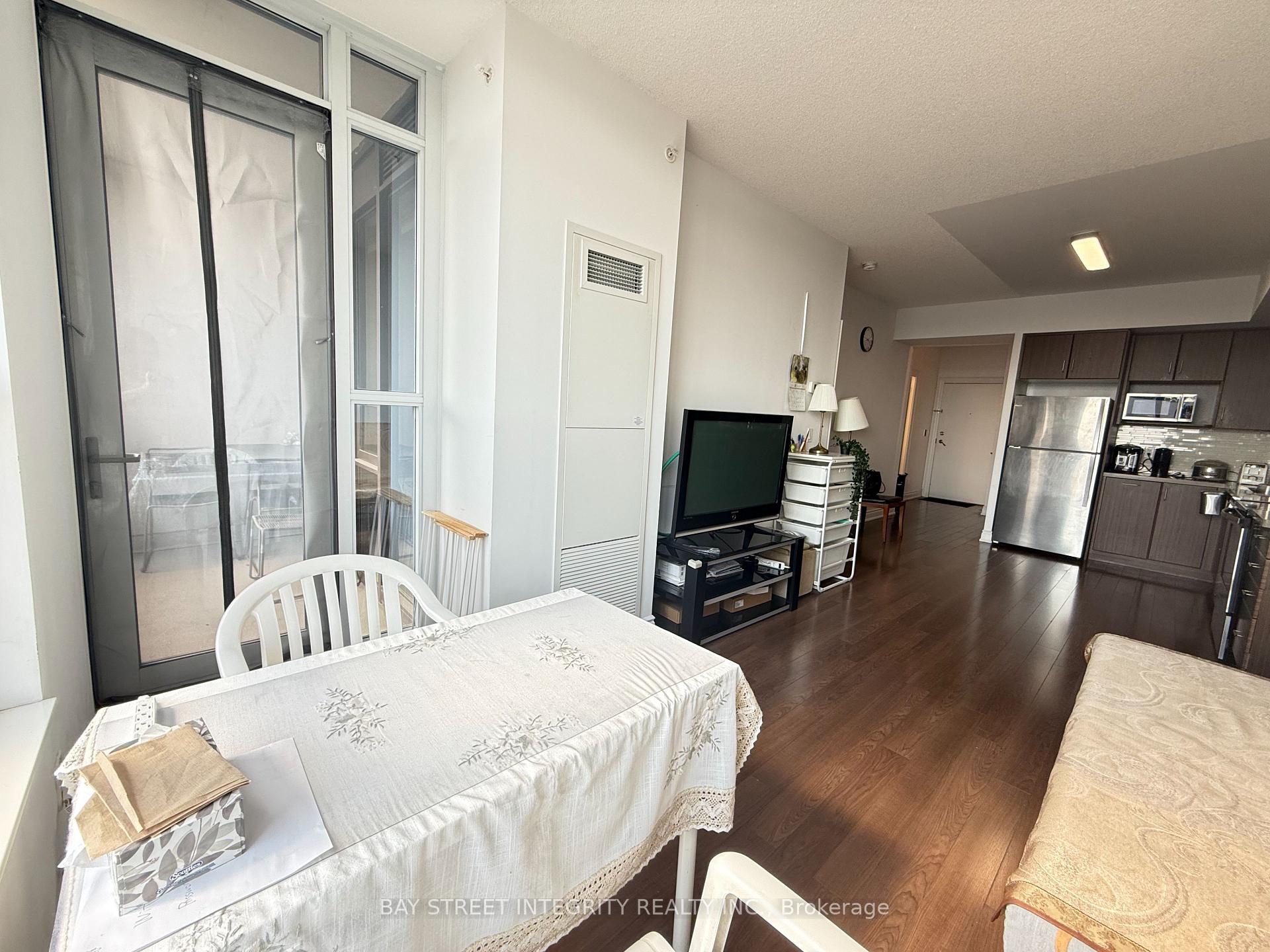Photo 4 of Unit 315, 99 South Town Centre Boulevard, Markham, Unionville — HOMEH