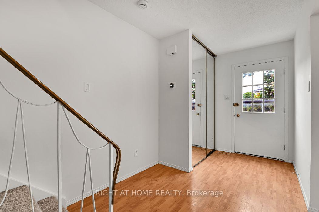 Photo 2 of 99 Craig Henry Drive, Ottawa, Craig Henry/Woodvale — HOMEH
